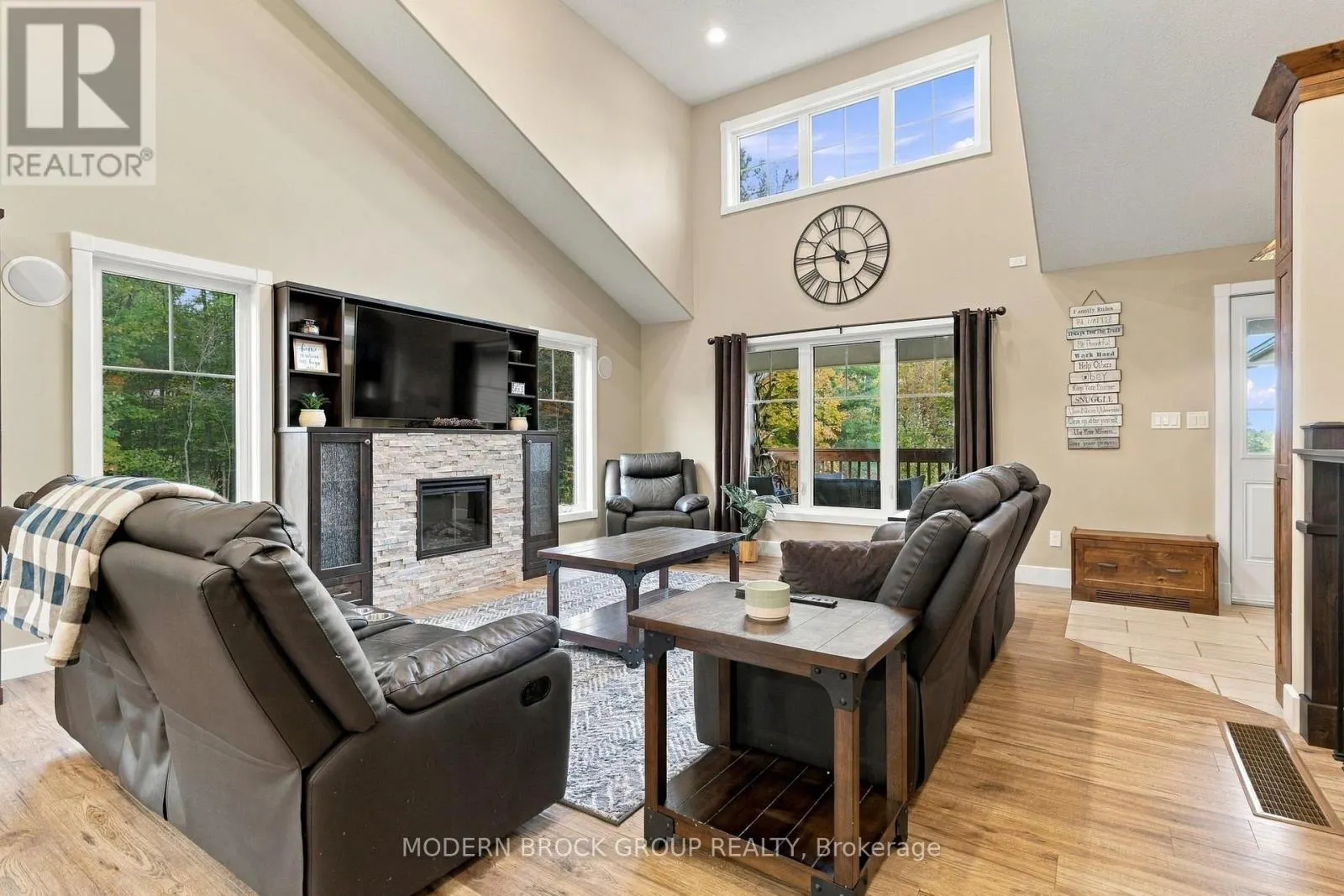 204 COUNTY RD 5 ROAD