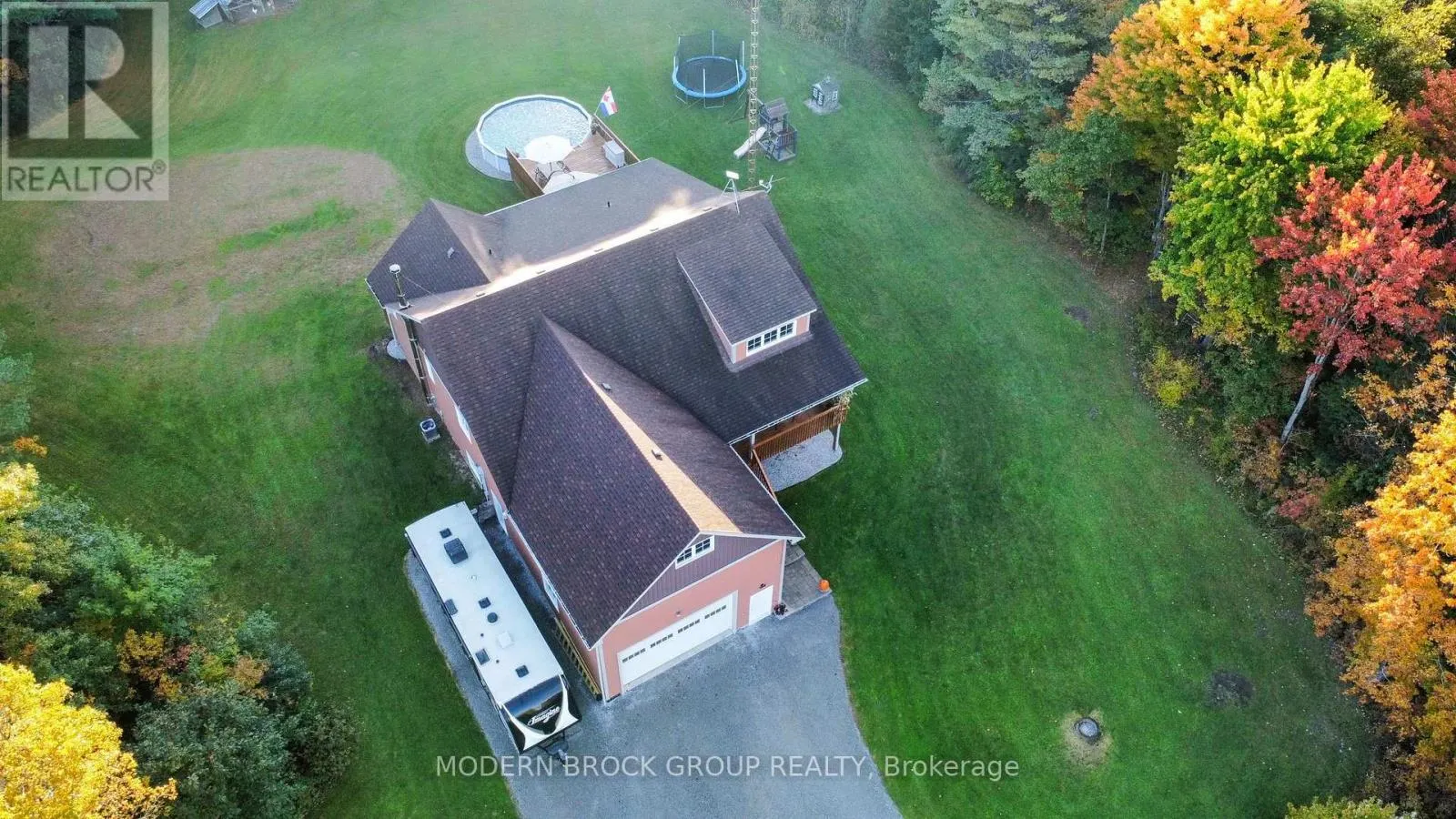 204 COUNTY RD 5 ROAD