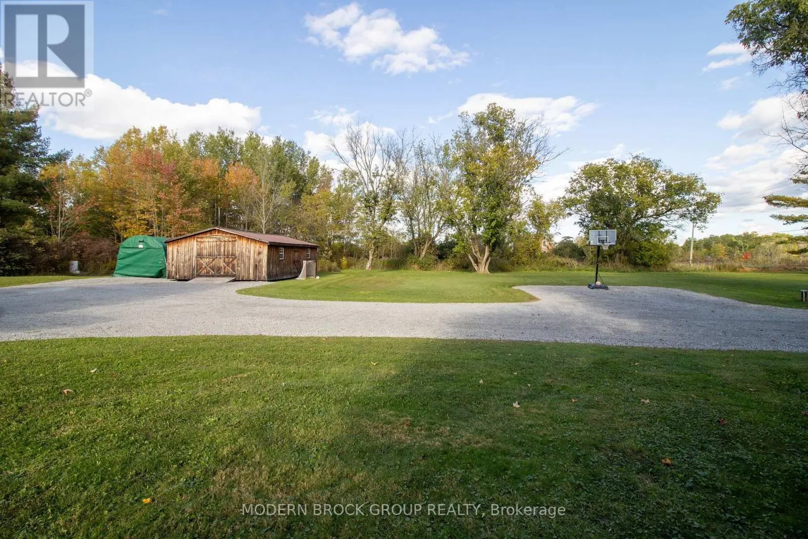 204 COUNTY RD 5 ROAD