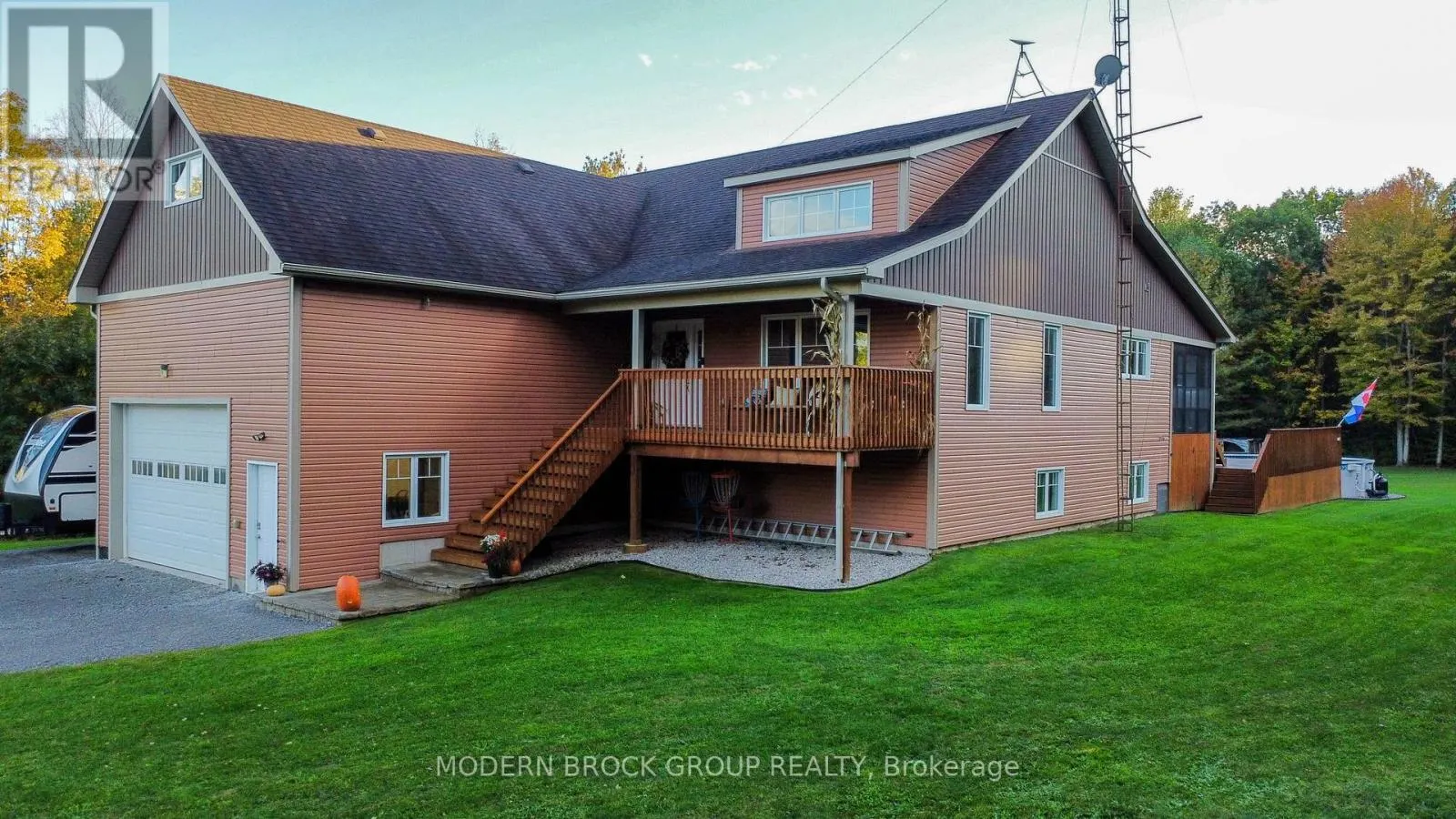 204 COUNTY RD 5 ROAD