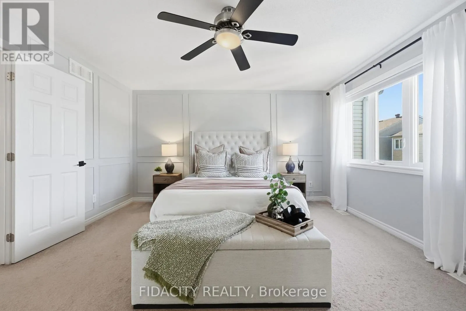 206 MISTRAL WAY