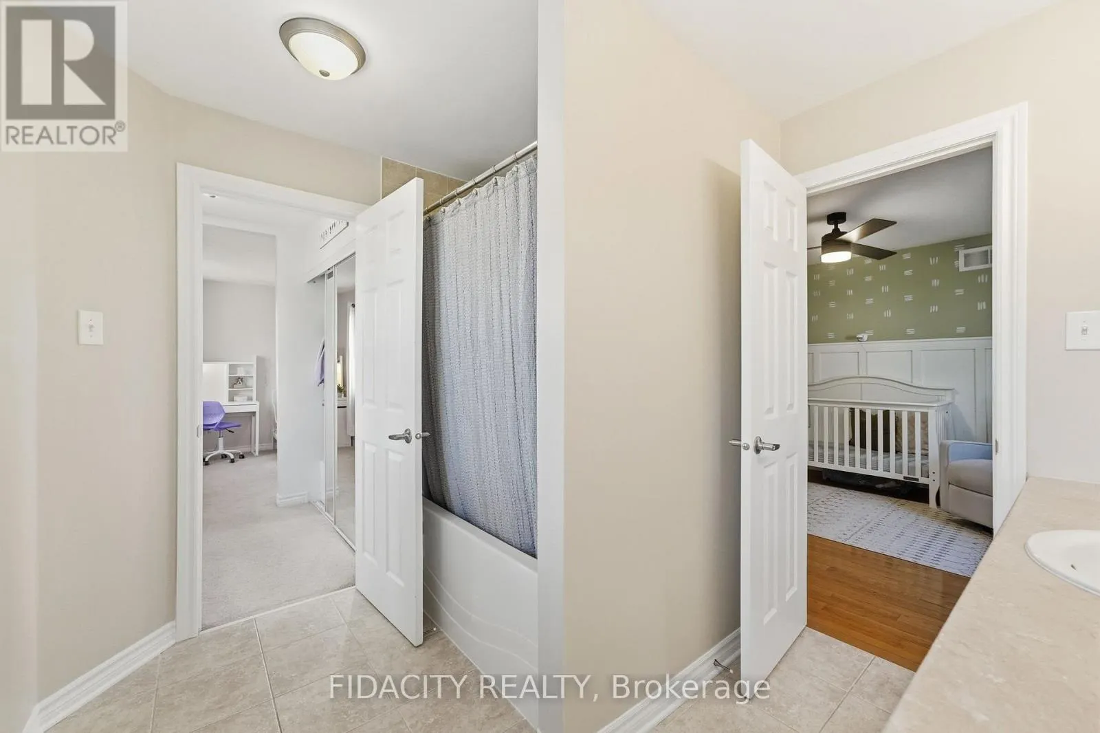 206 MISTRAL WAY