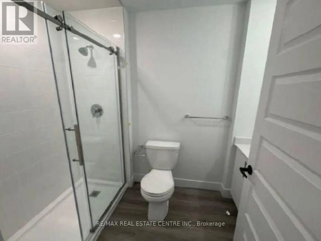 312 - 1000 LACKNER PLACE