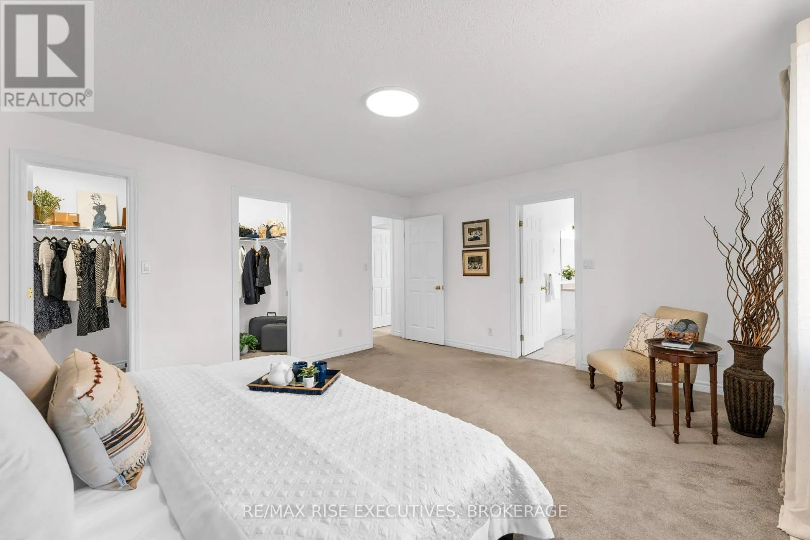 370 COOKE CRESCENT