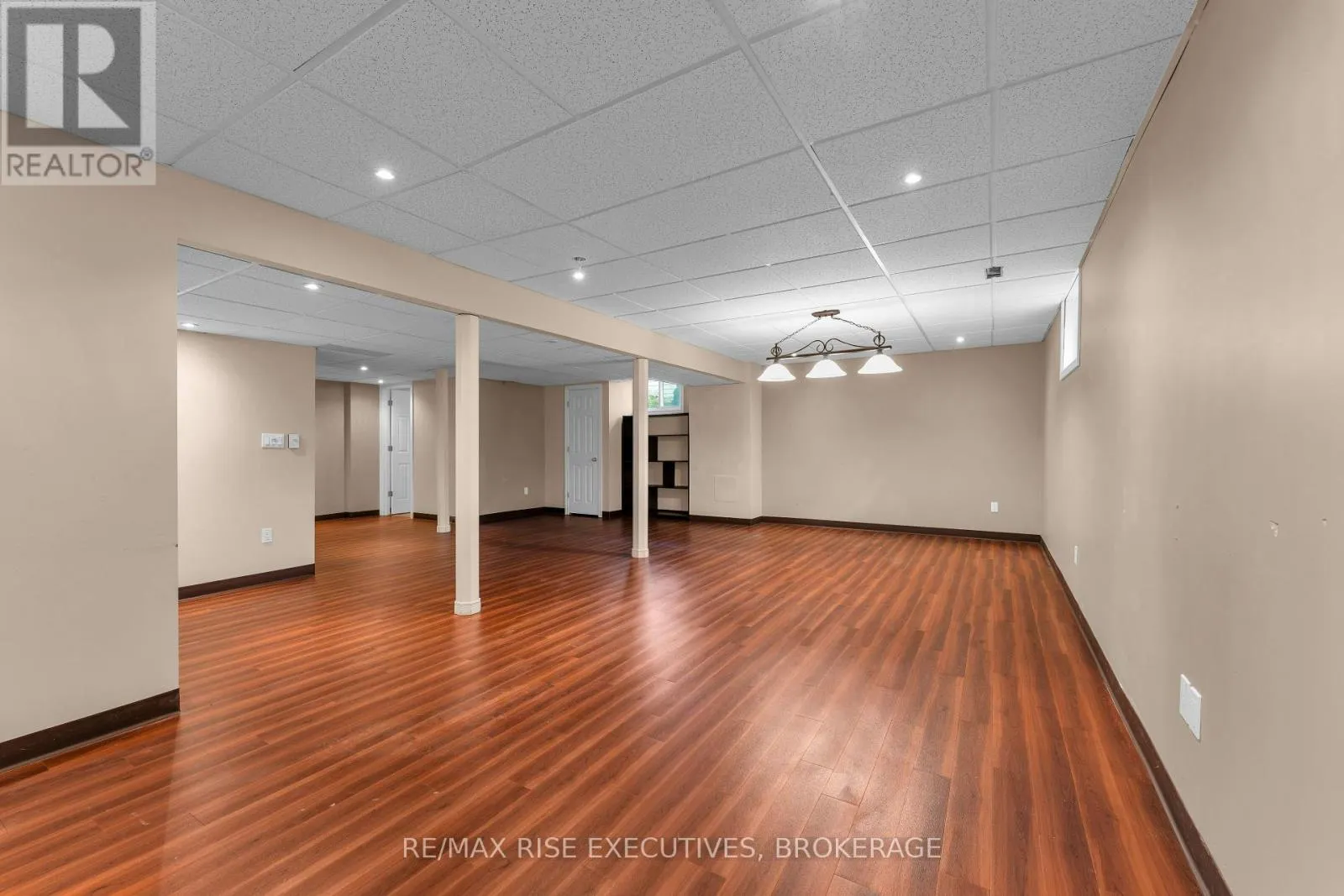 370 COOKE CRESCENT