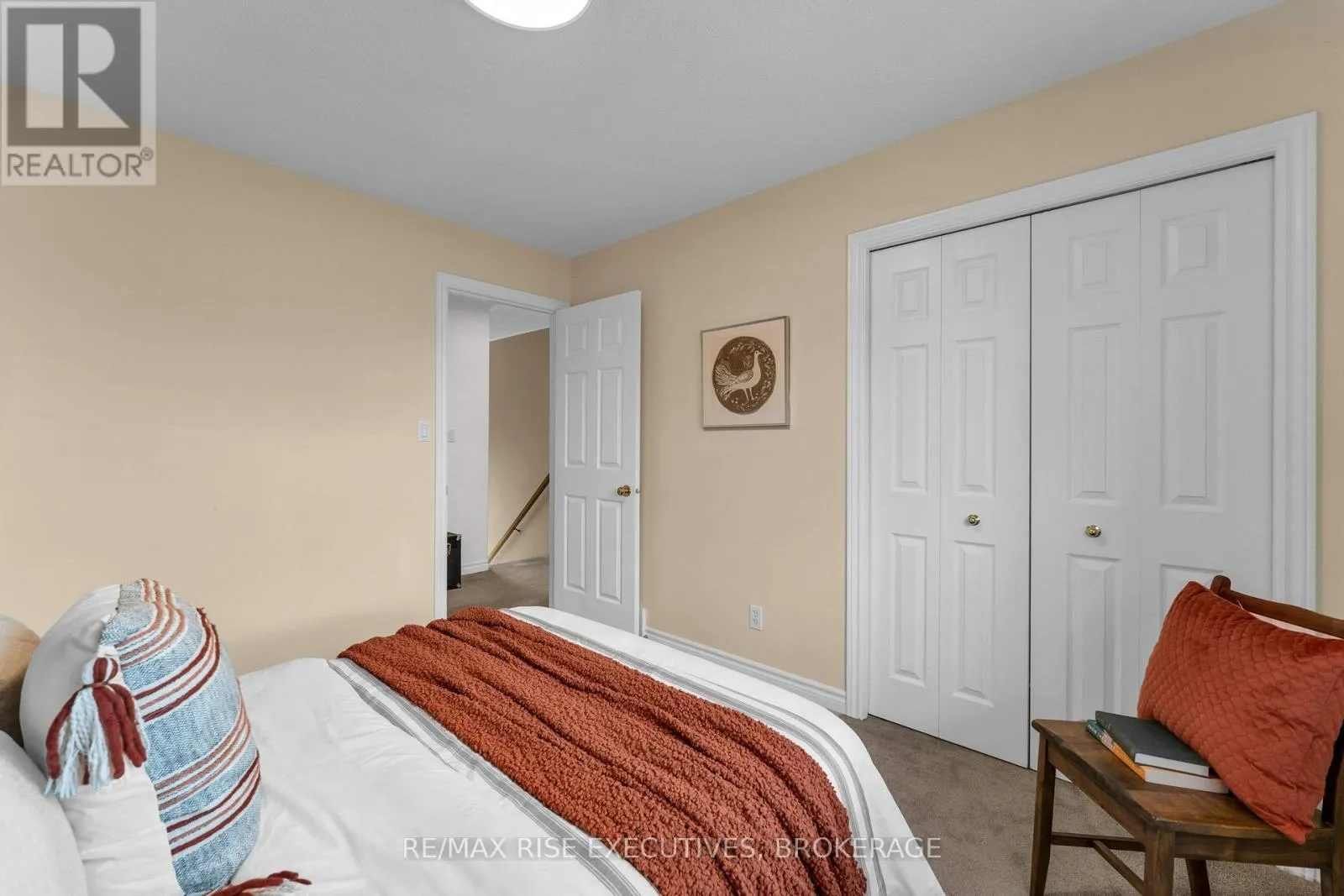 370 COOKE CRESCENT