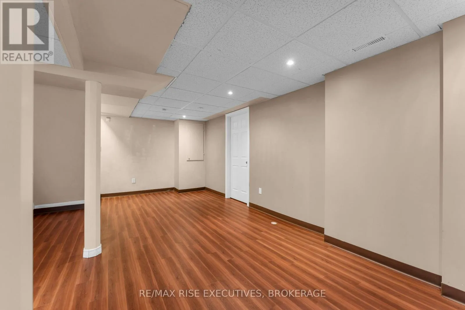 370 COOKE CRESCENT