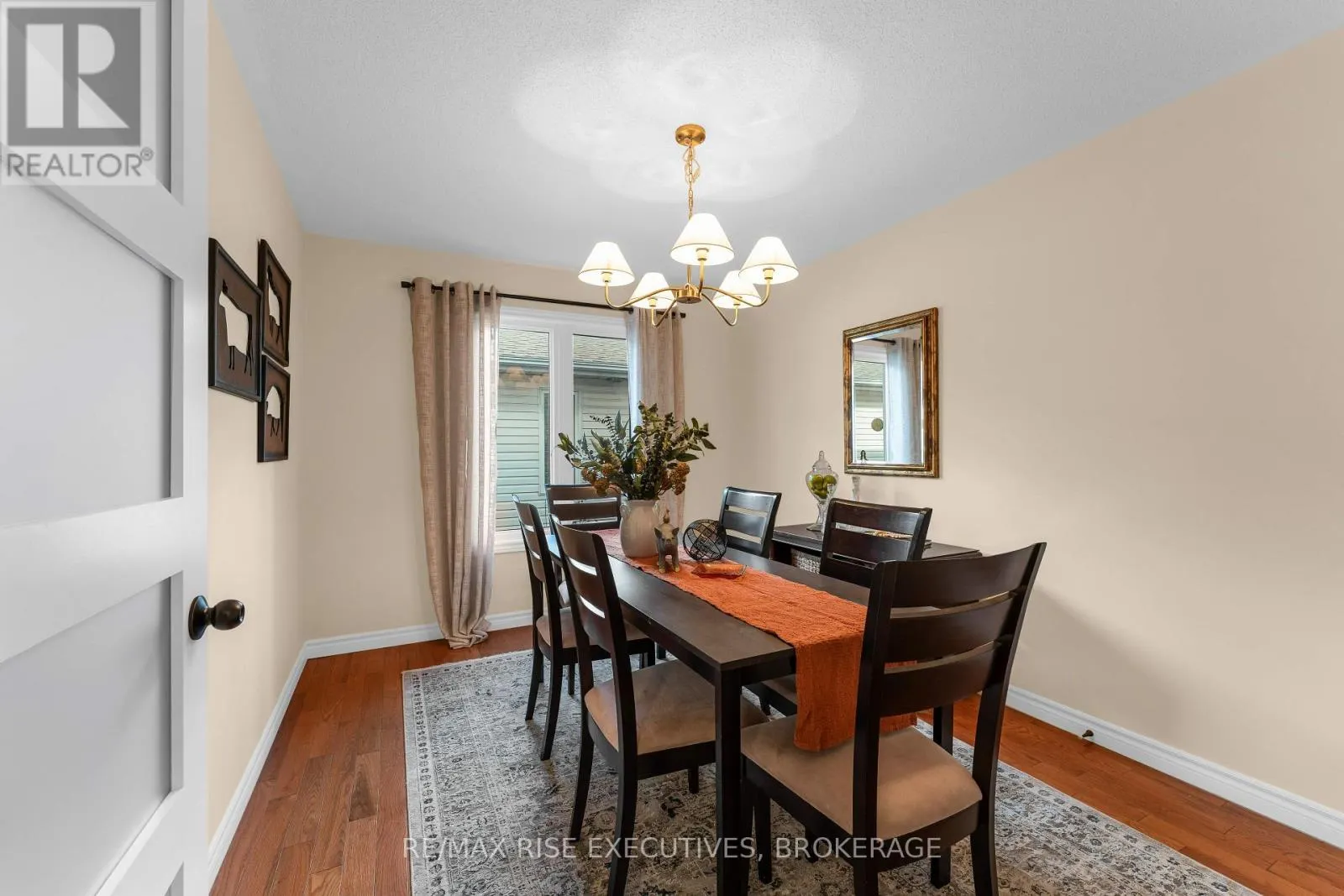 370 COOKE CRESCENT