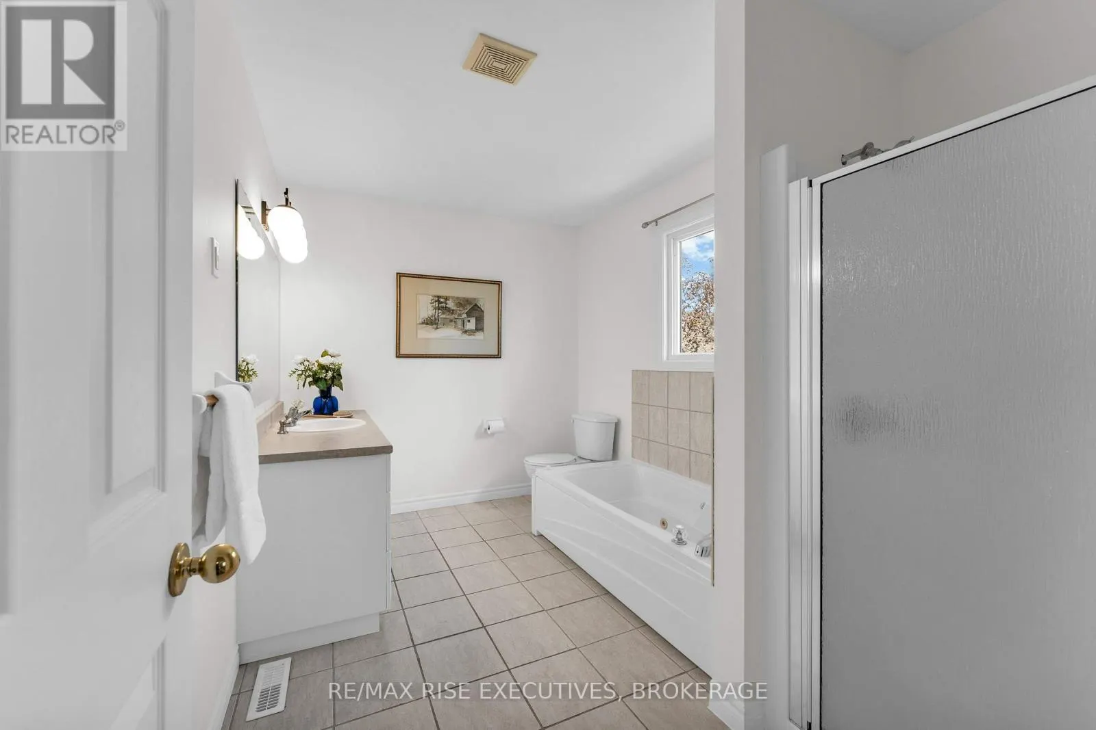 370 COOKE CRESCENT
