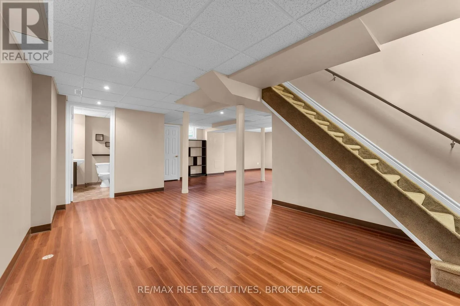 370 COOKE CRESCENT