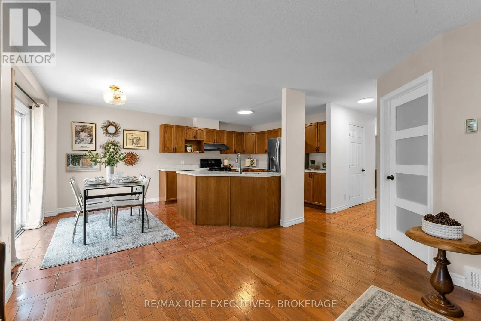 370 COOKE CRESCENT
