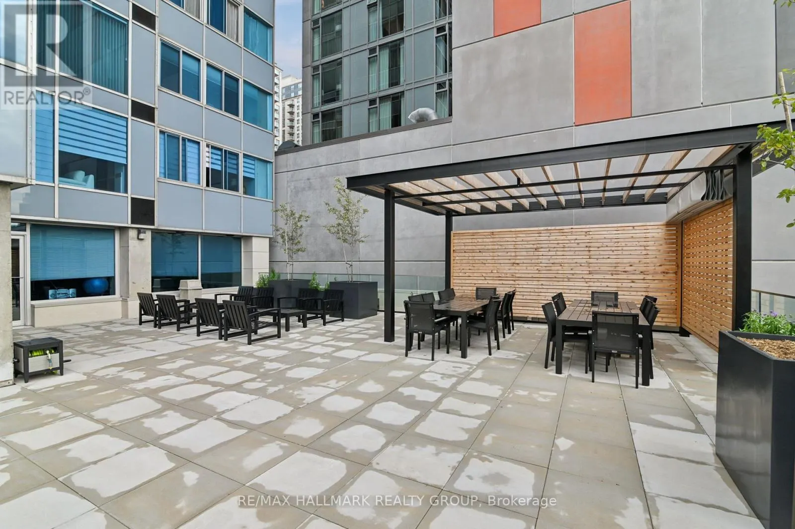 2503 - 160 GEORGE STREET