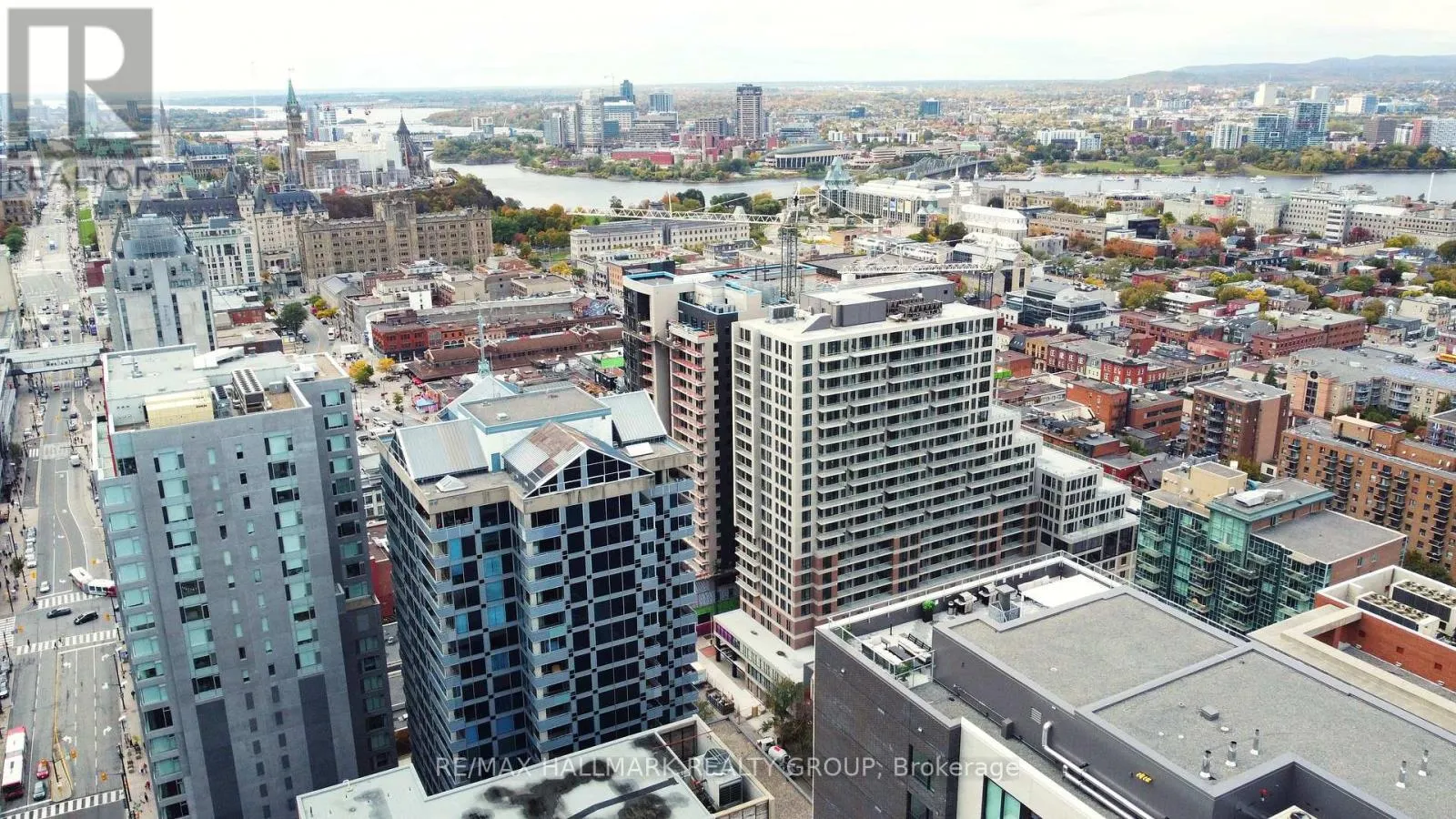 2503 - 160 GEORGE STREET