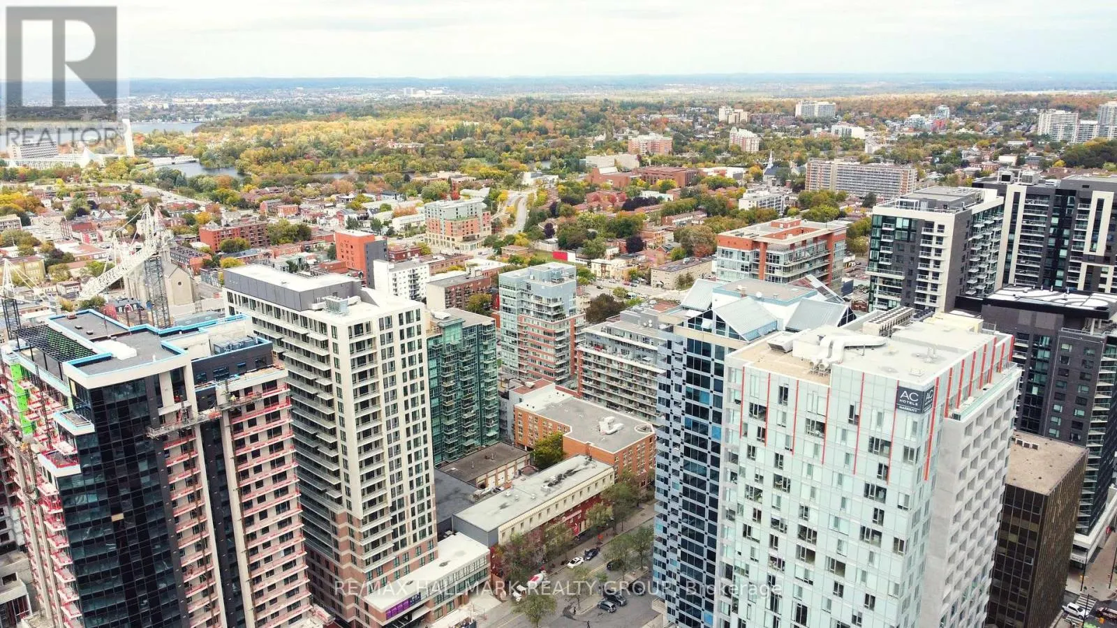 2503 - 160 GEORGE STREET