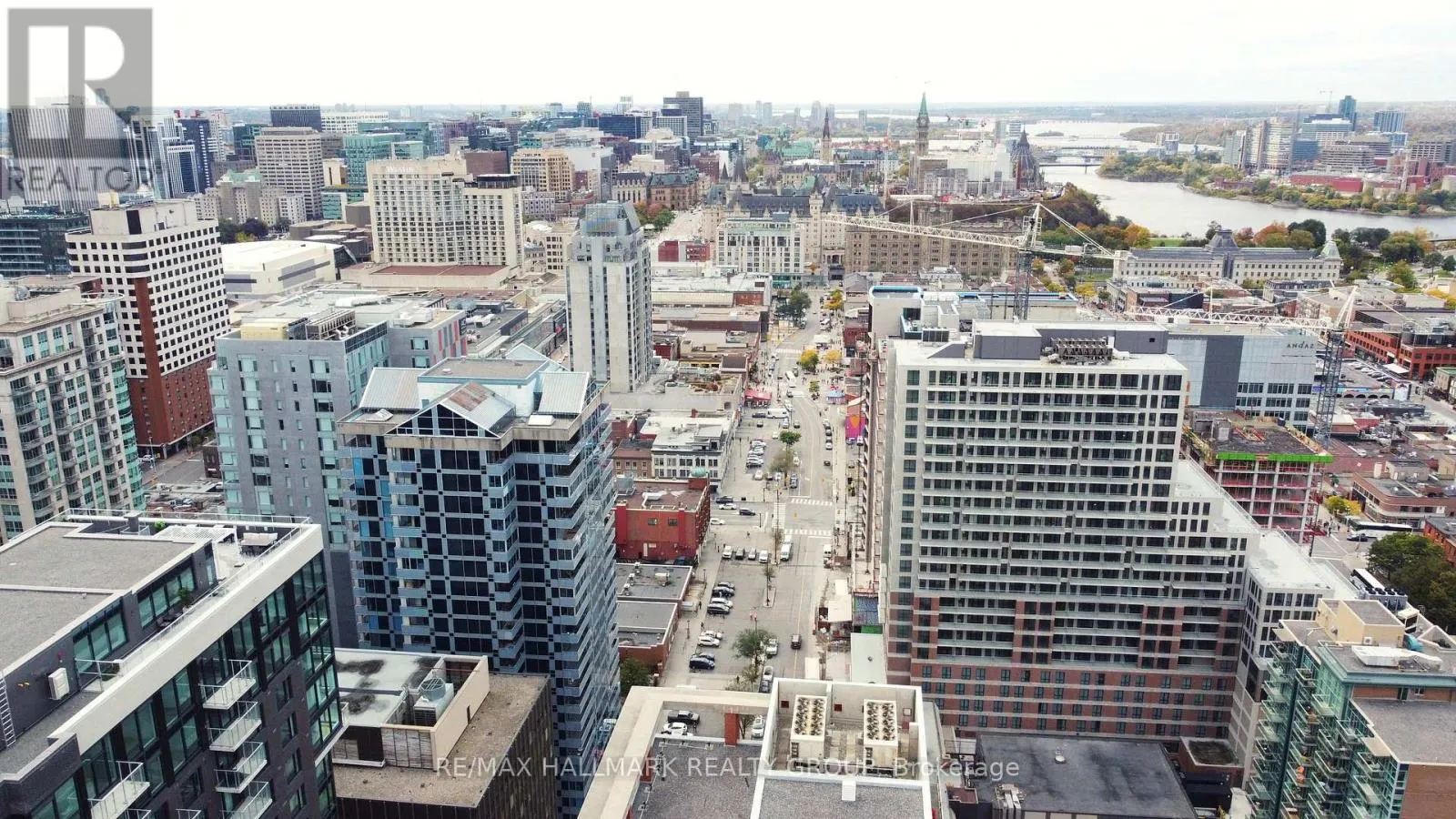 2503 - 160 GEORGE STREET