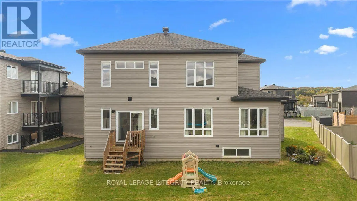 6 RUTILE STREET