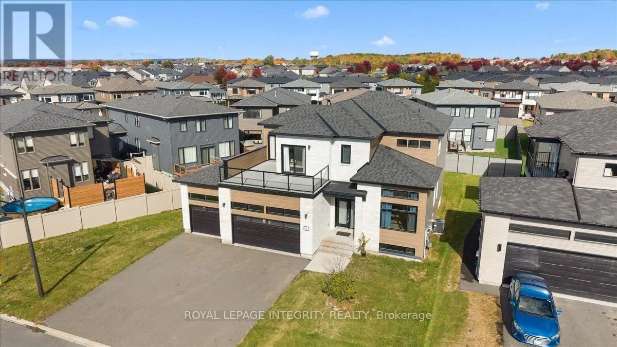 6 RUTILE STREET