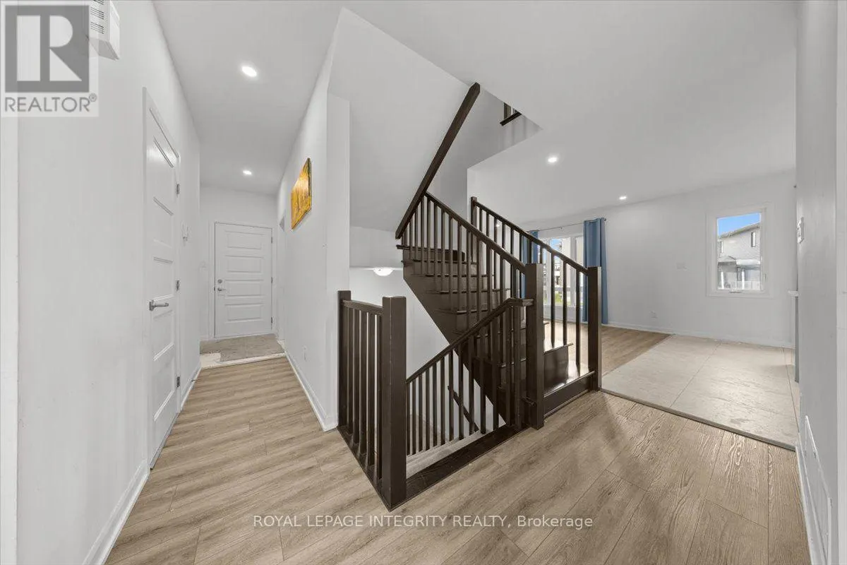 6 RUTILE STREET
