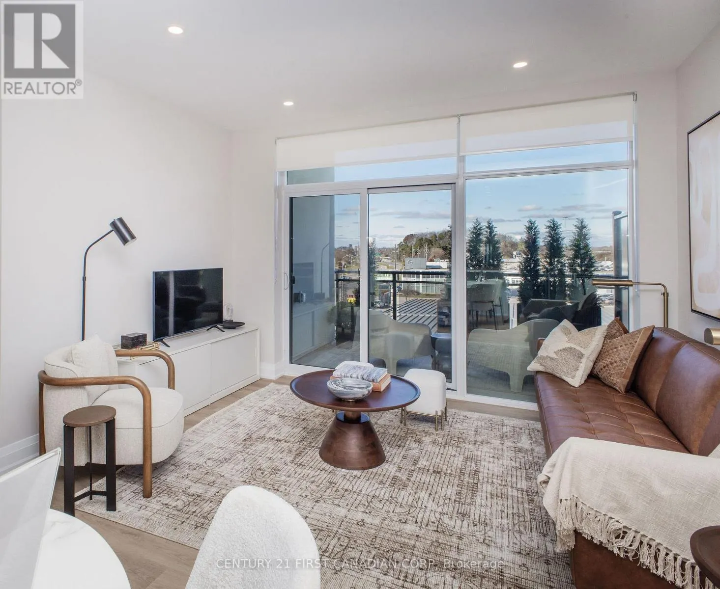 1204 - 4286 KING STREET #1204