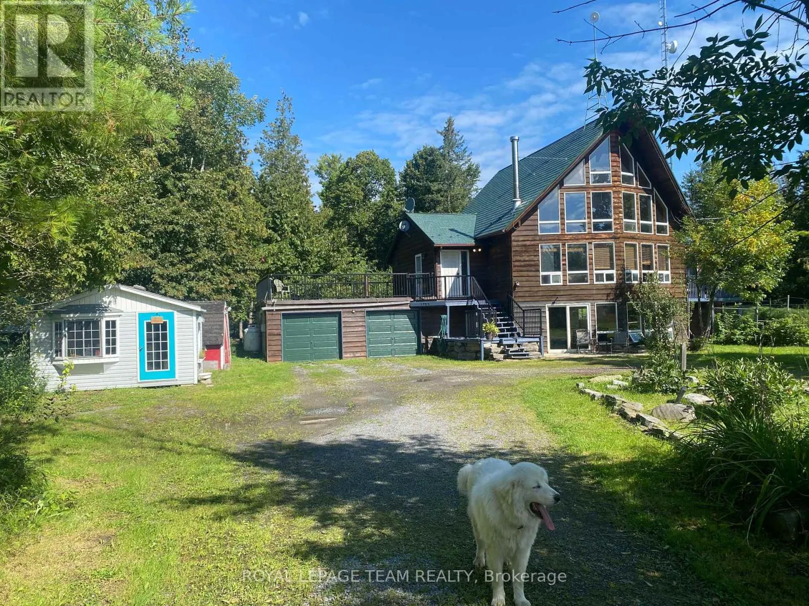 4984 DUNROBIN ROAD