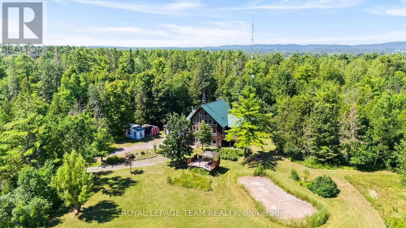 4984 DUNROBIN ROAD