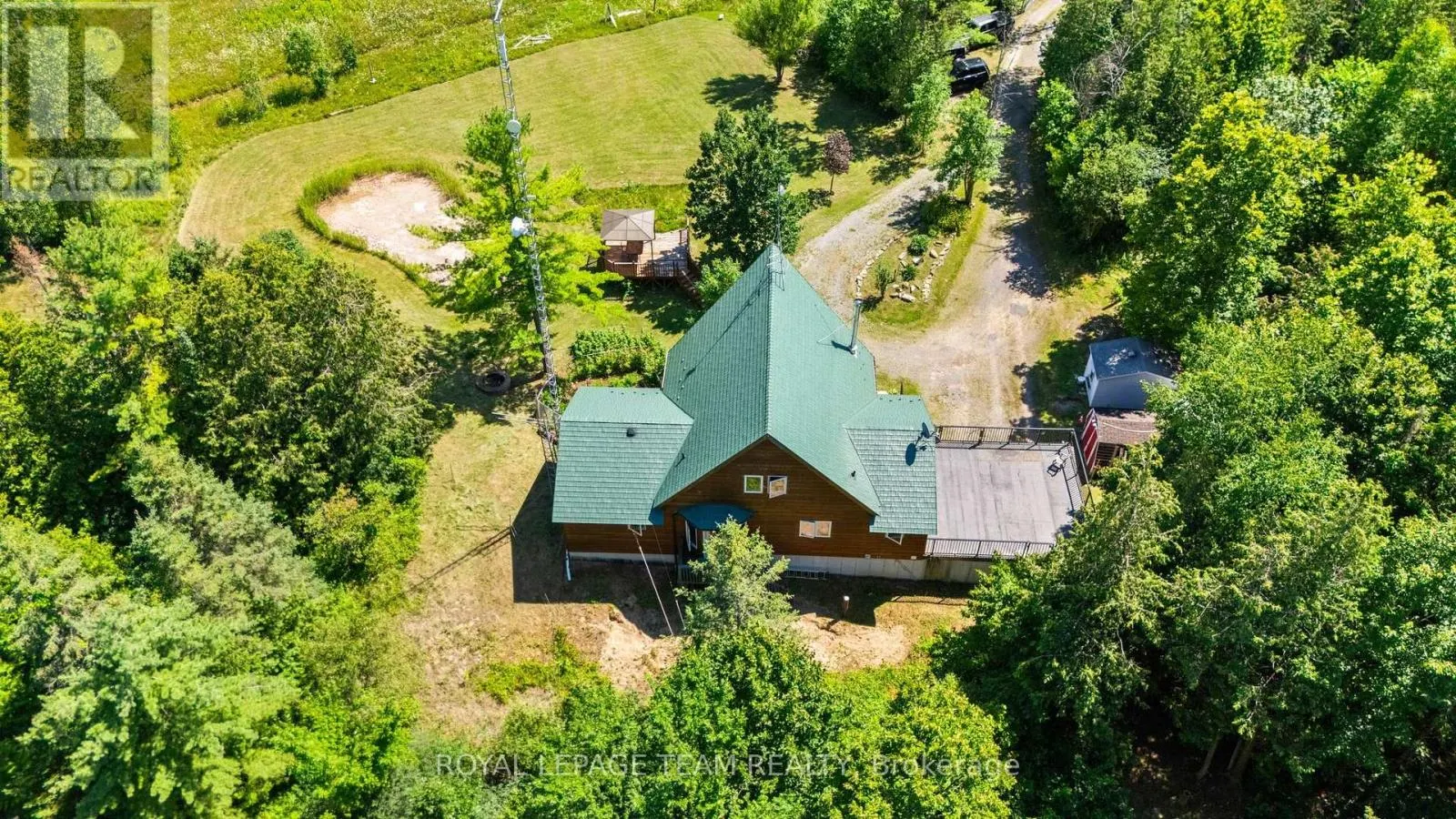 4984 DUNROBIN ROAD