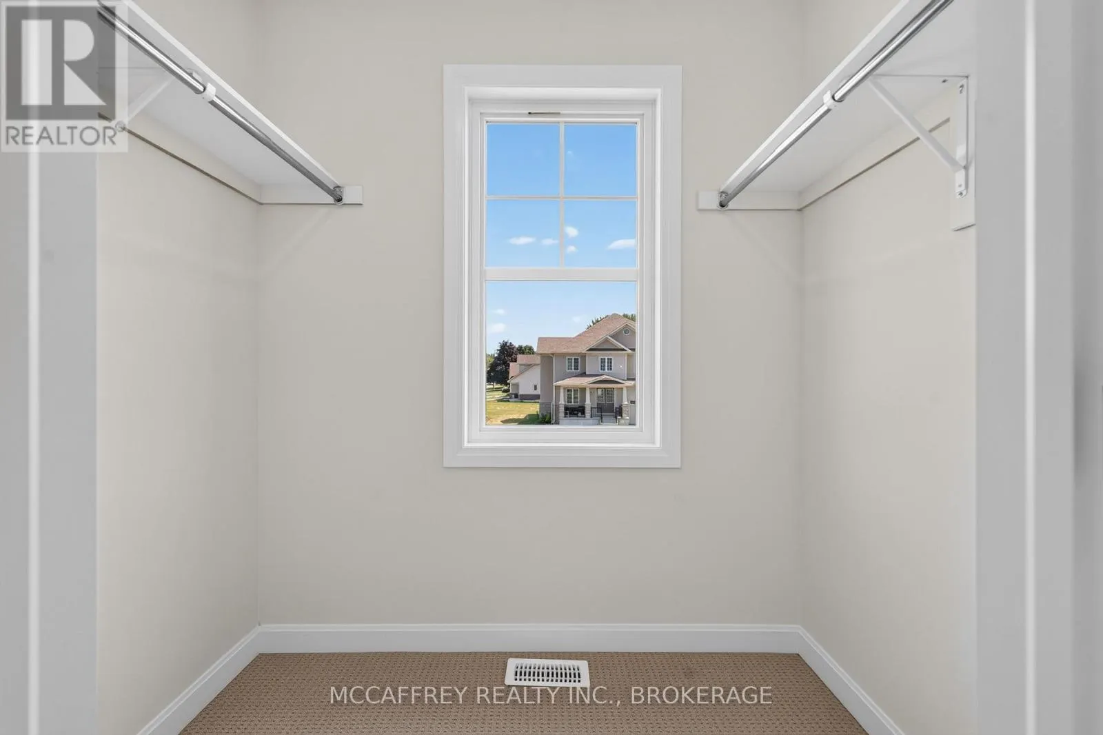 103 GILDERSLEEVE BOULEVARD