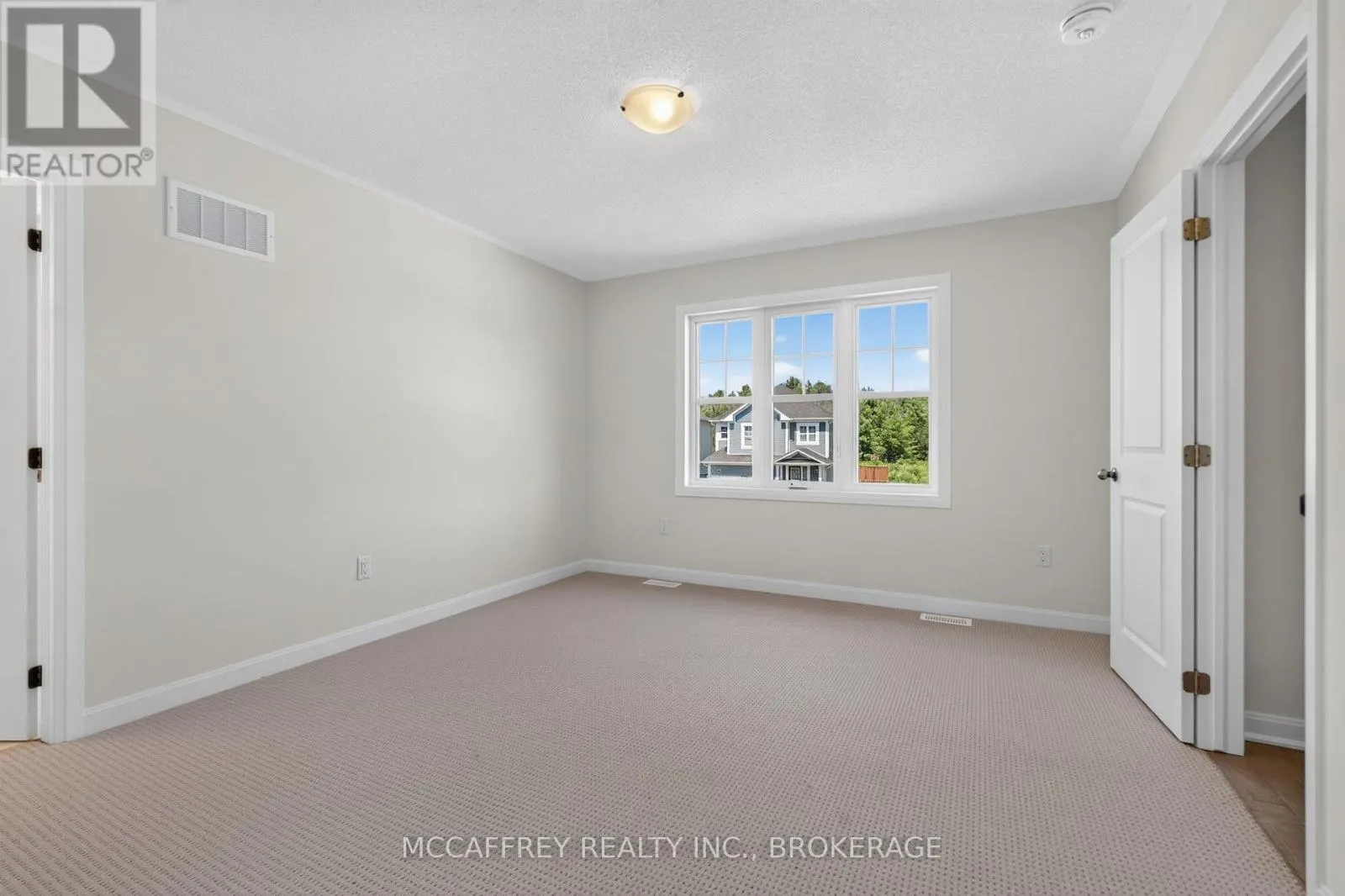 103 GILDERSLEEVE BOULEVARD