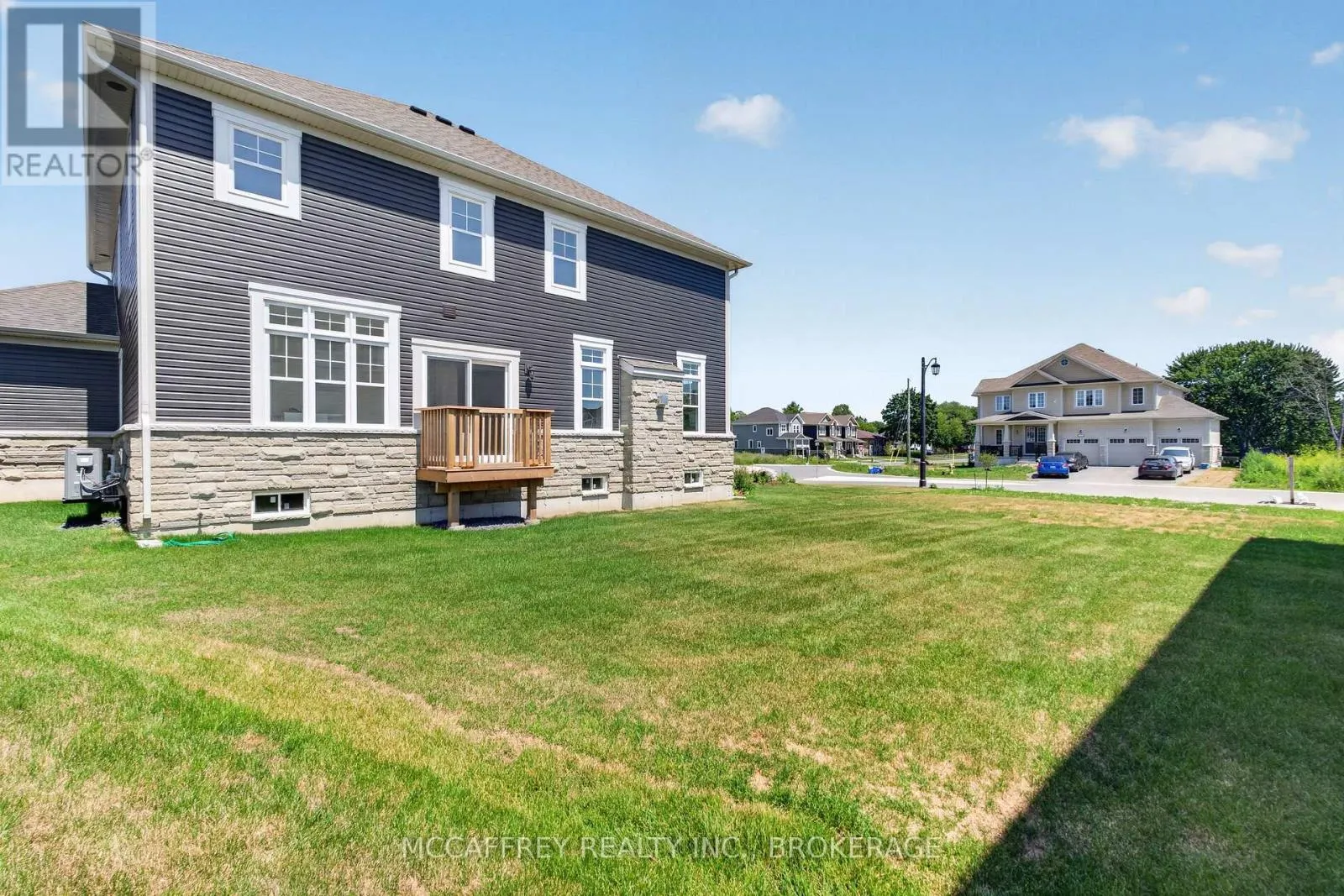 103 GILDERSLEEVE BOULEVARD
