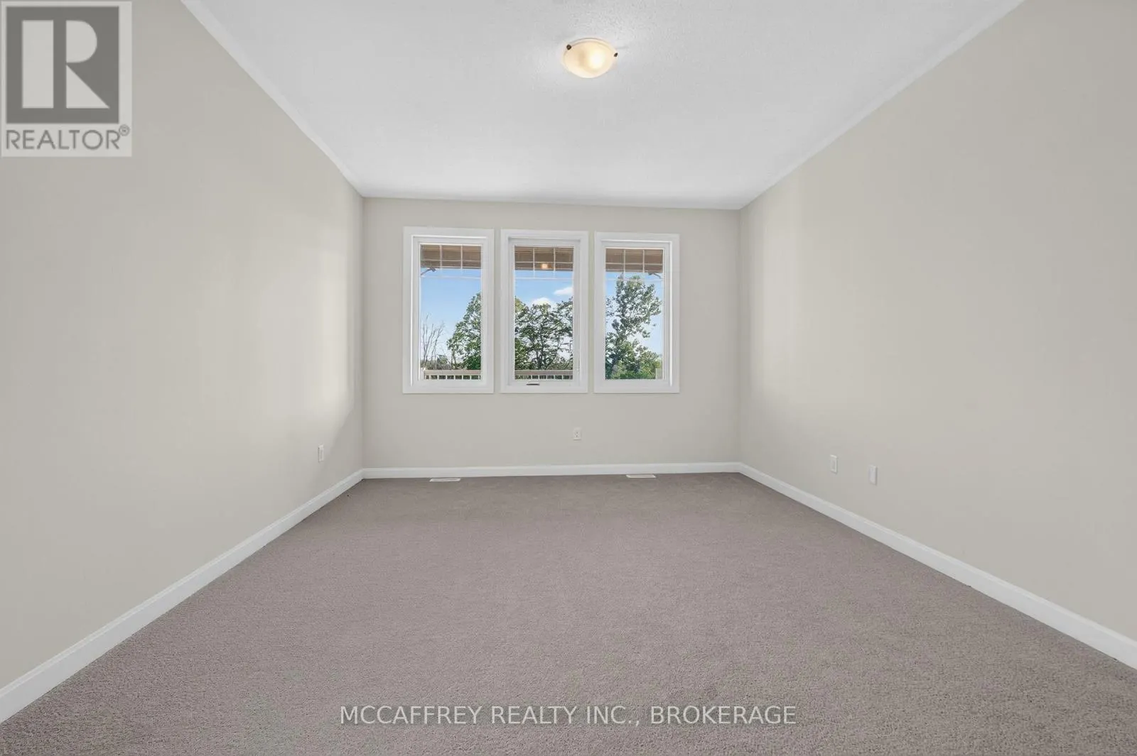160 COUNTRY CLUB DRIVE