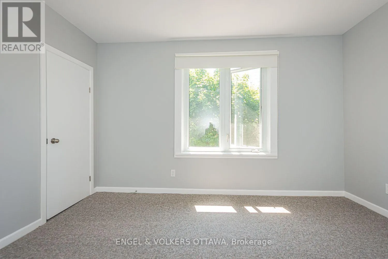 43A CLARENDON AVENUE