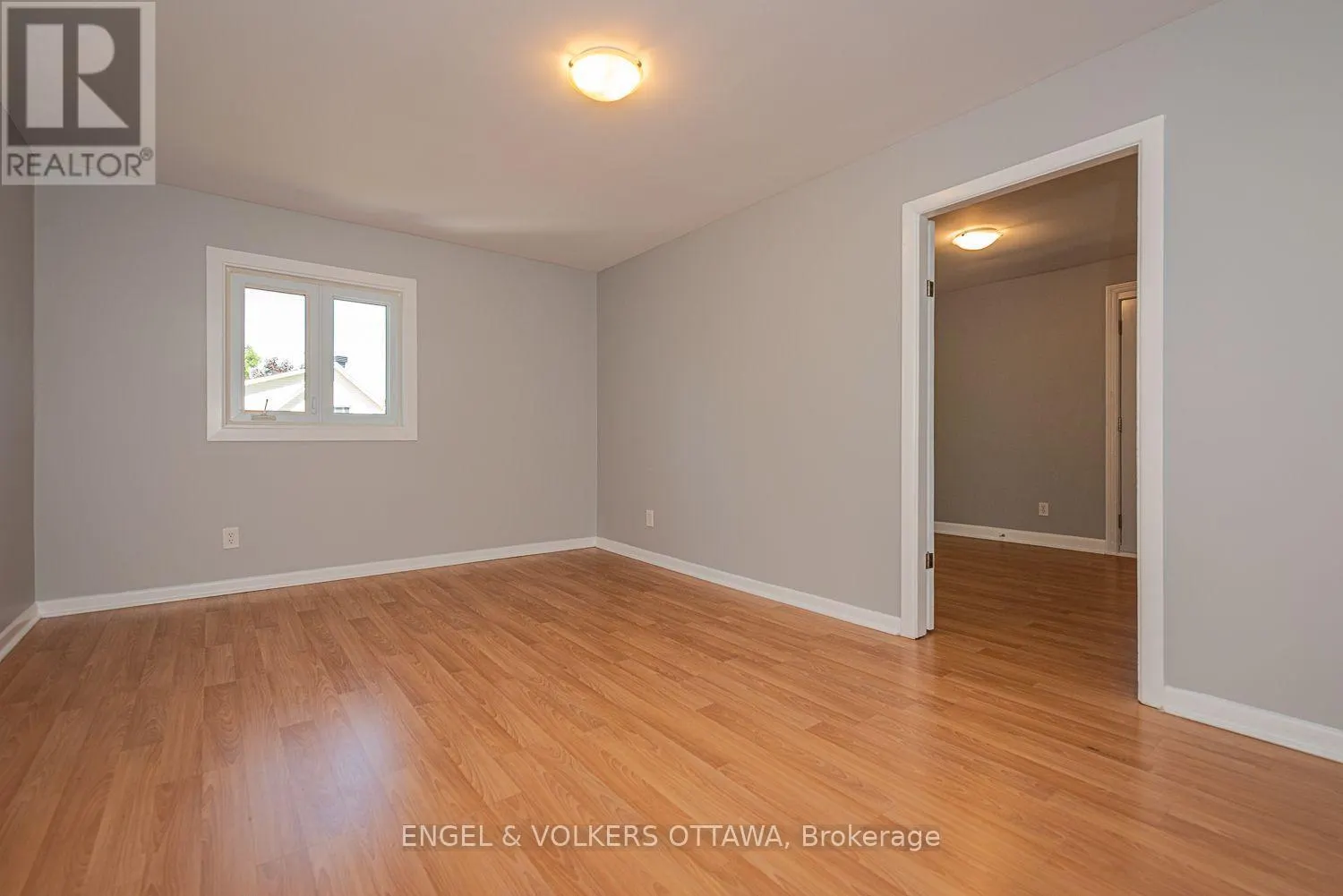 43A CLARENDON AVENUE