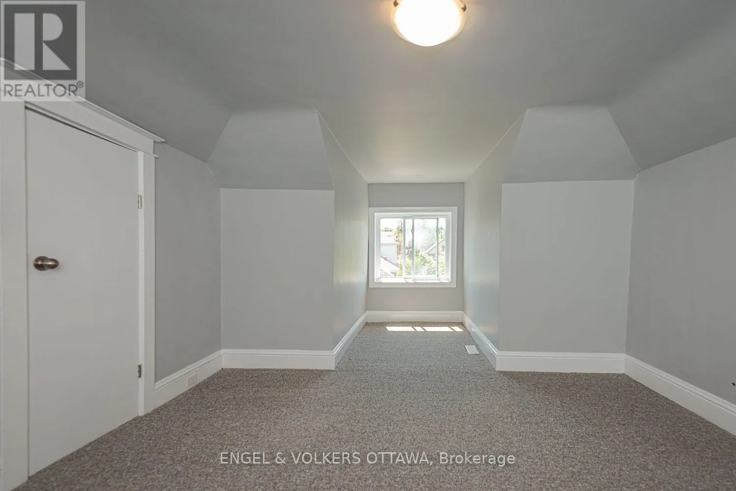43A CLARENDON AVENUE