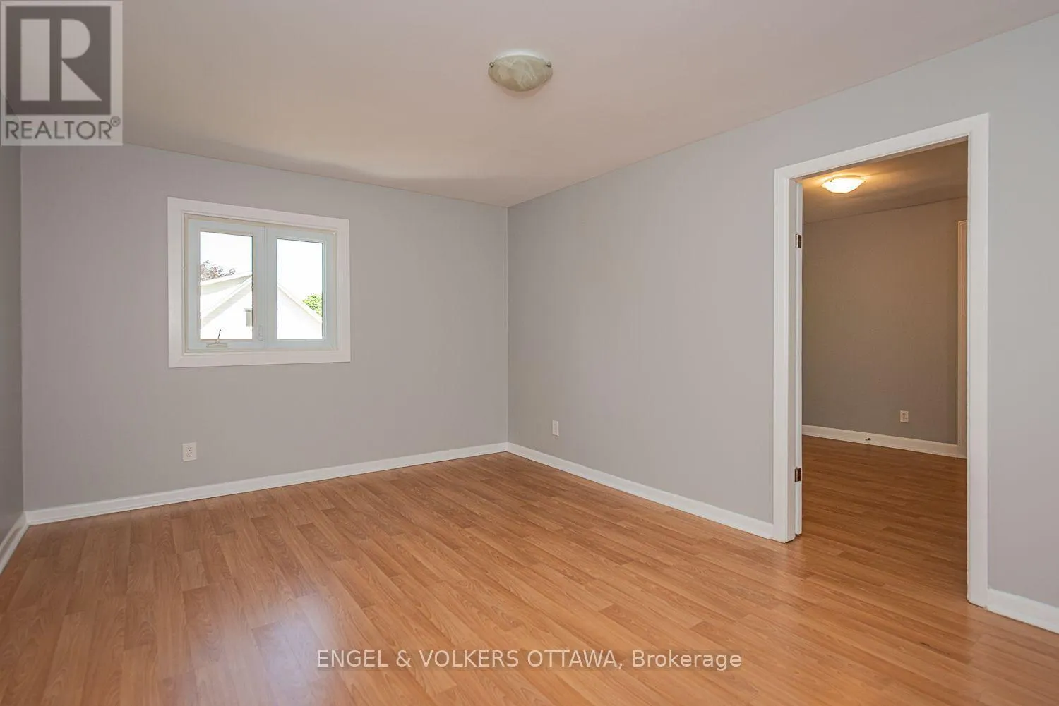 43A CLARENDON AVENUE