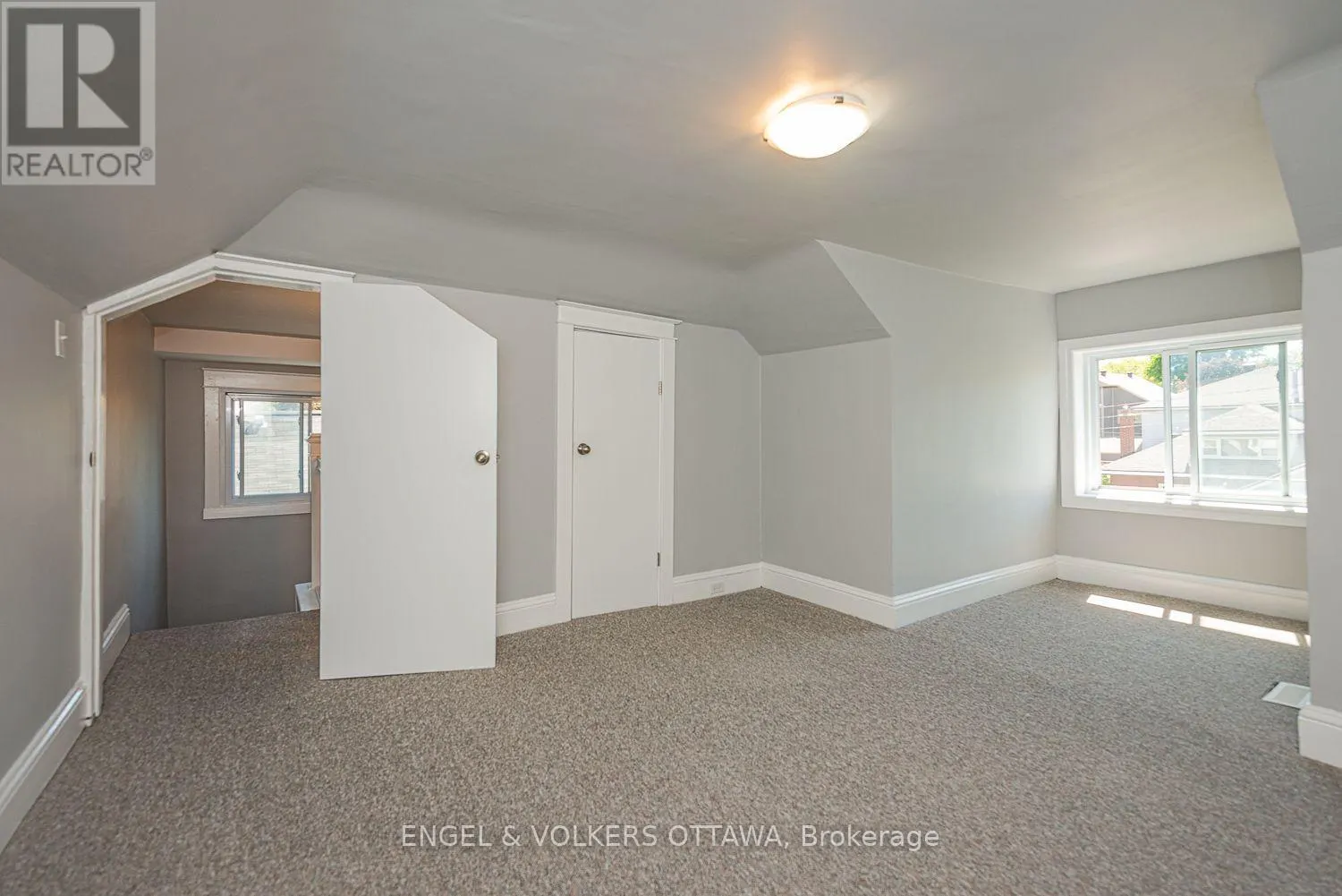 43A CLARENDON AVENUE