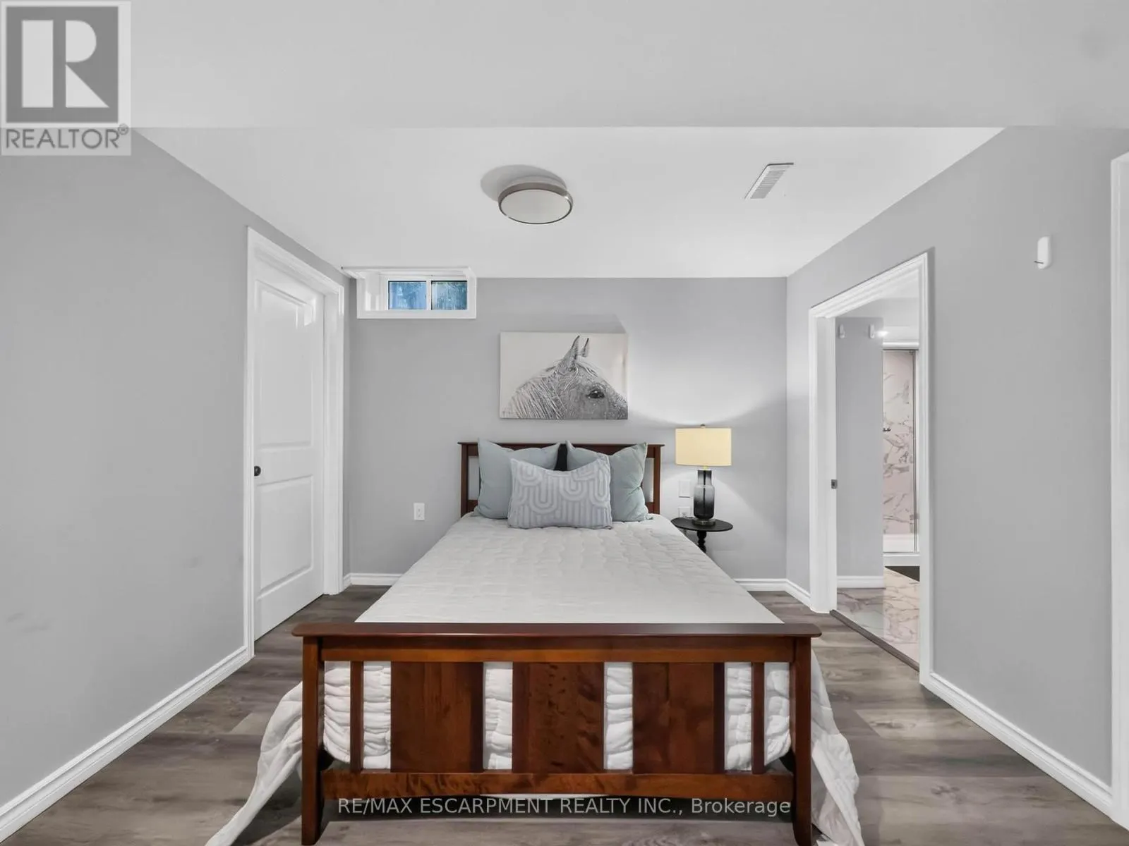 12 SUNDROP COURT