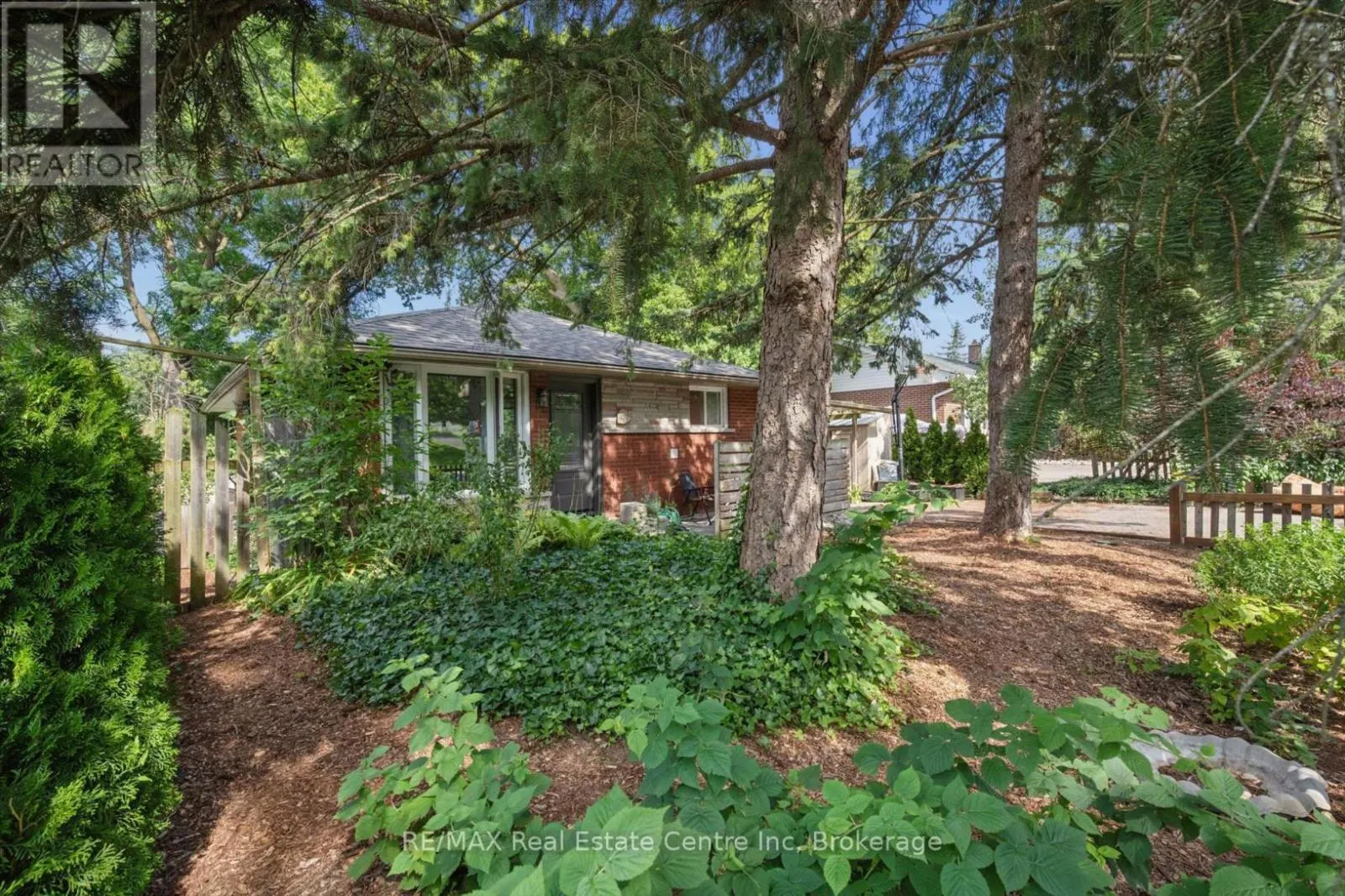 277 KATHLEEN STREET
