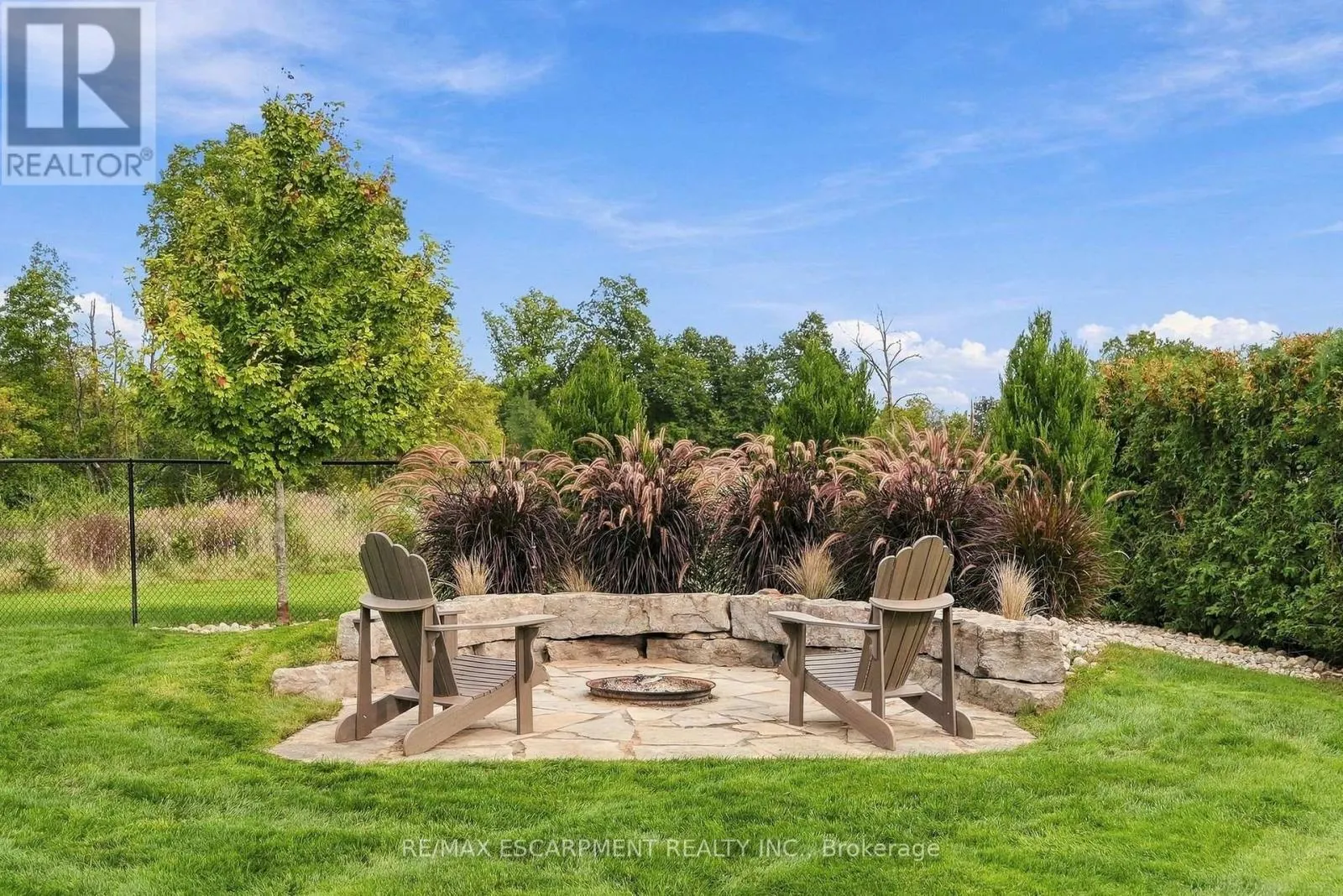 826 MILLGROVE SIDE ROAD