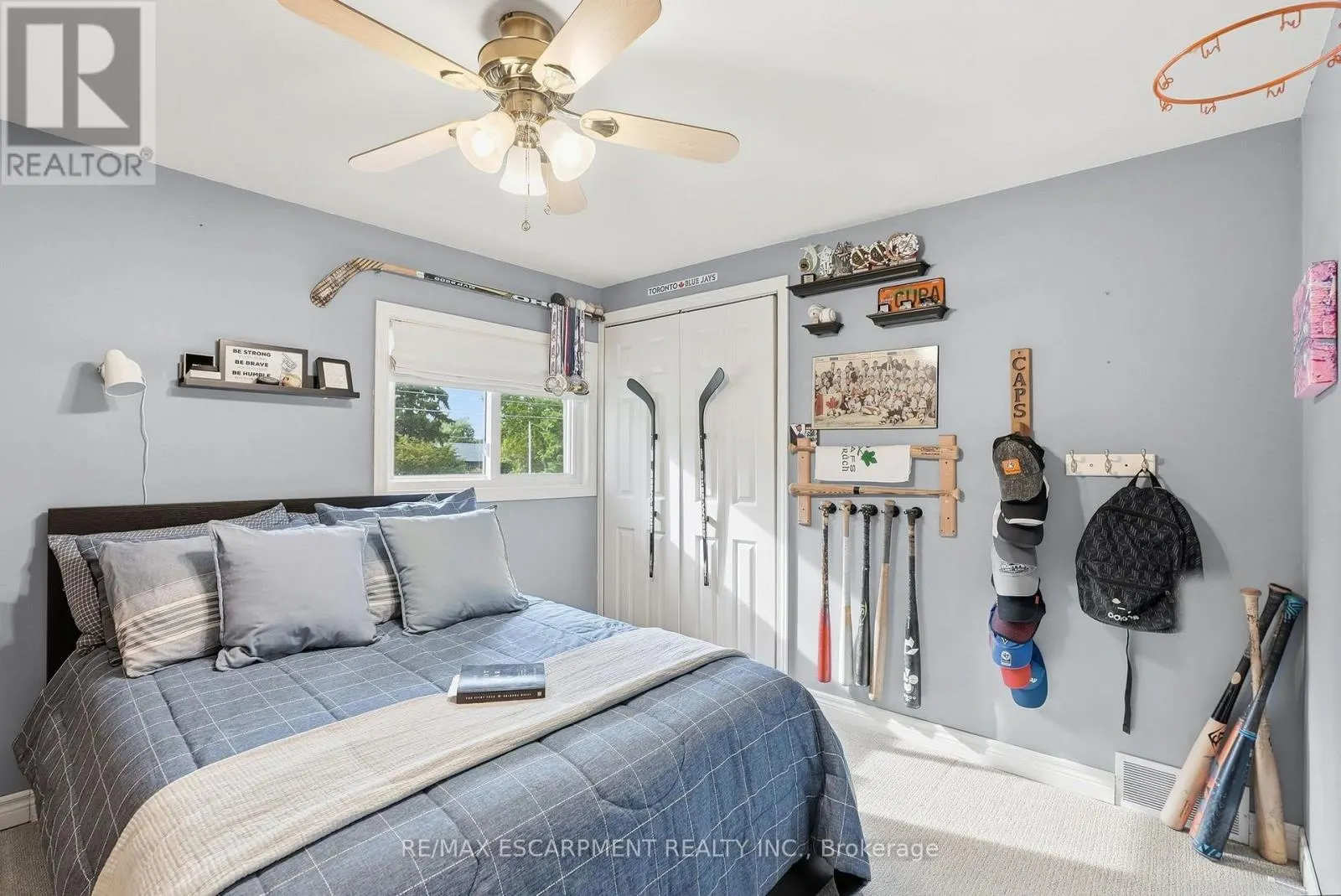 826 MILLGROVE SIDE ROAD