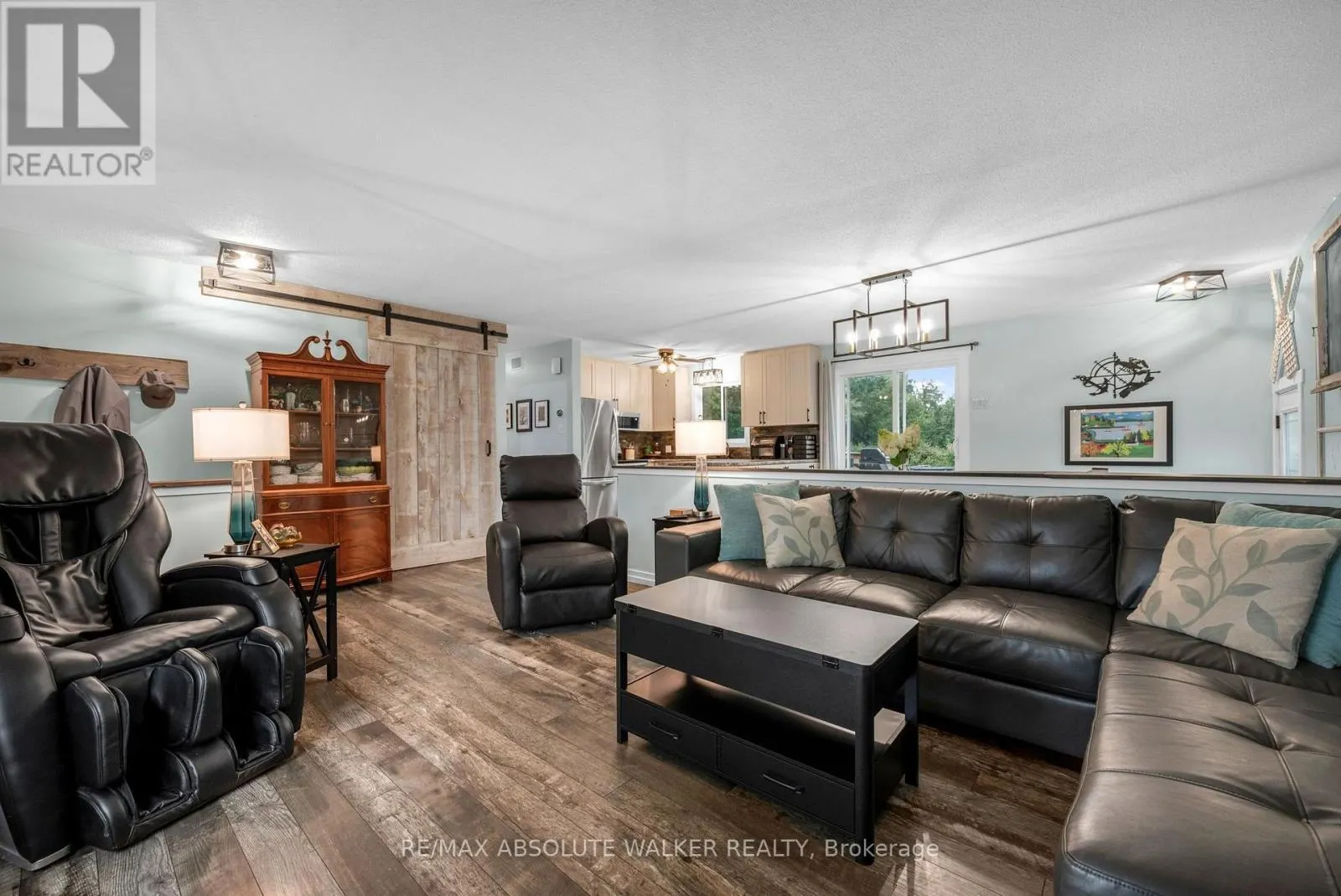 331 WOLFE CRESCENT