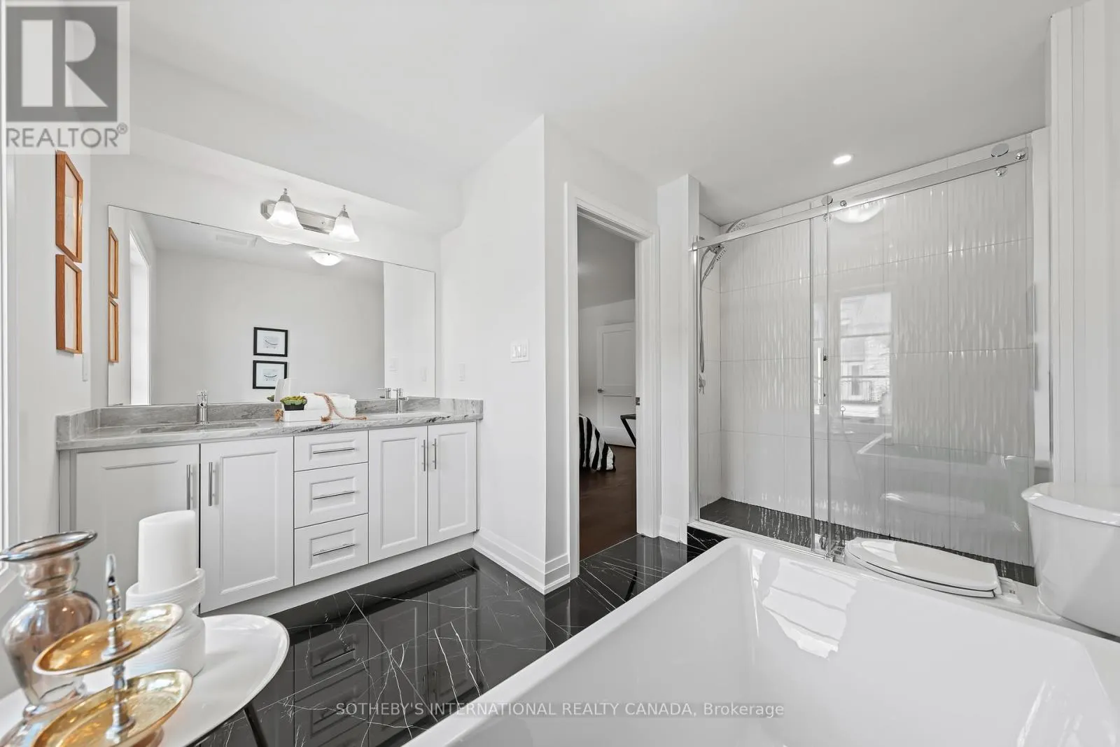 23 - 675 VICTORIA ROAD N