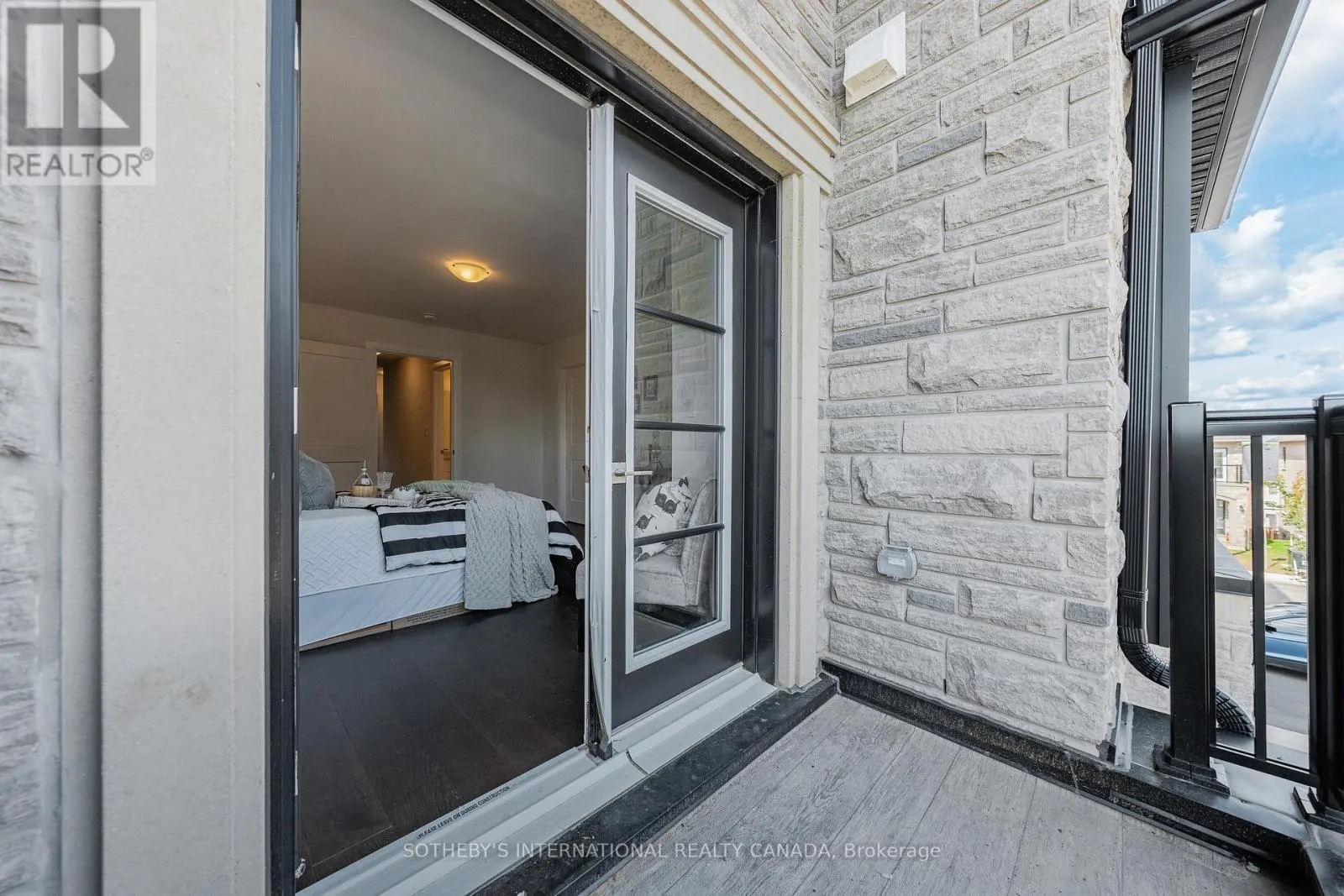 23 - 675 VICTORIA ROAD N