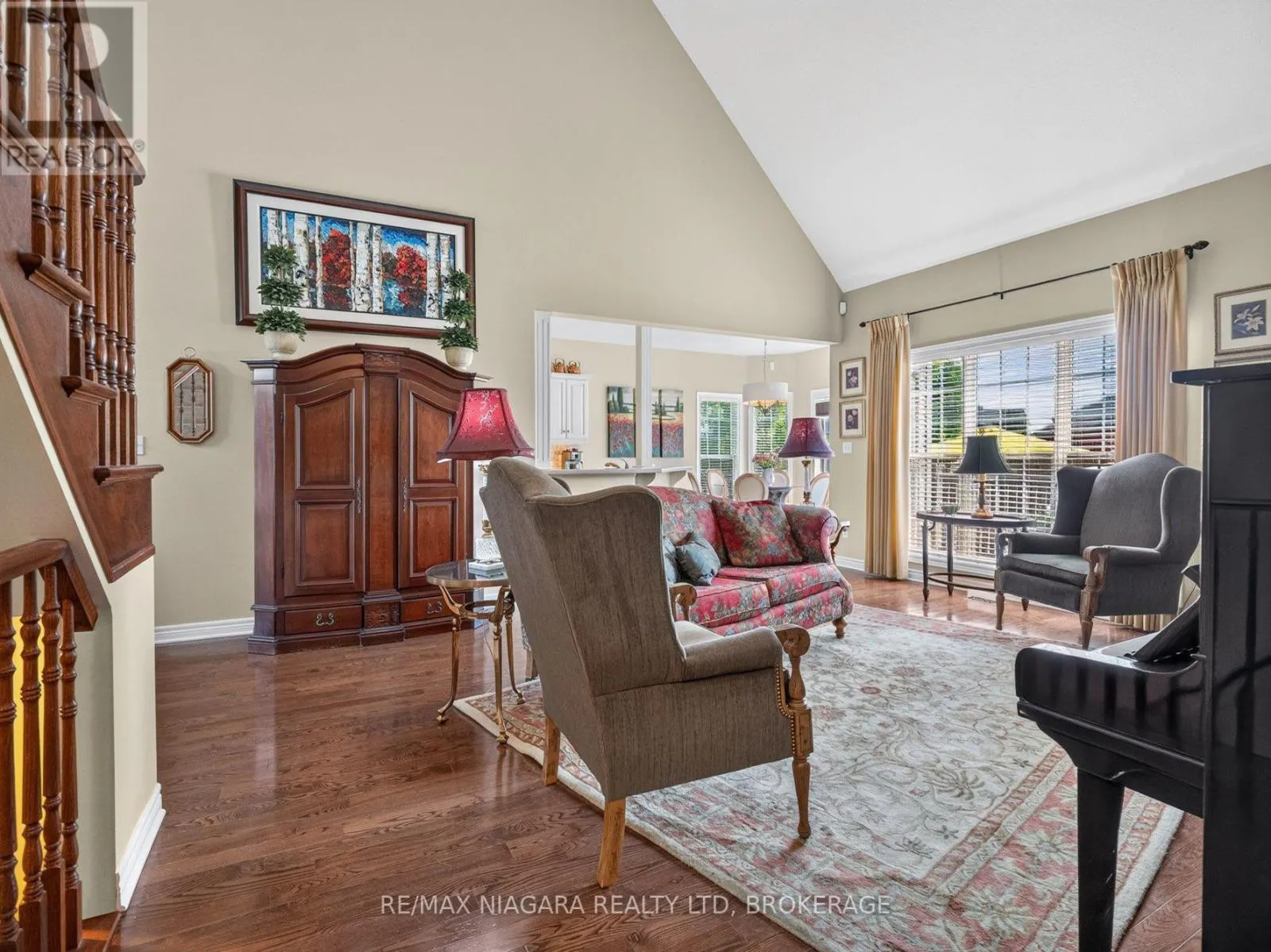 375 JASMINE COURT