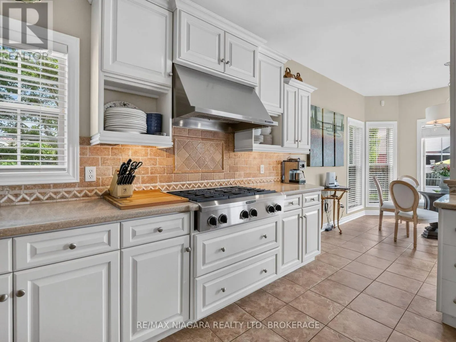375 JASMINE COURT