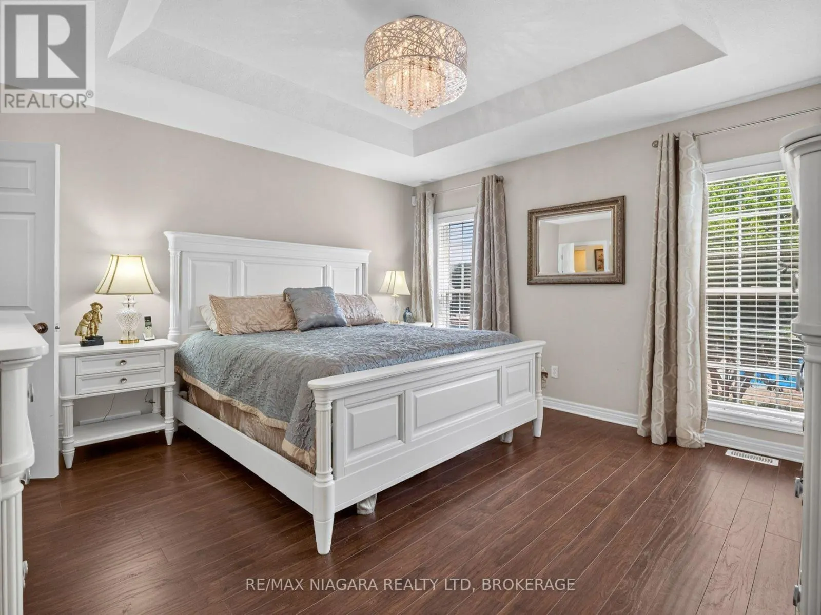 375 JASMINE COURT