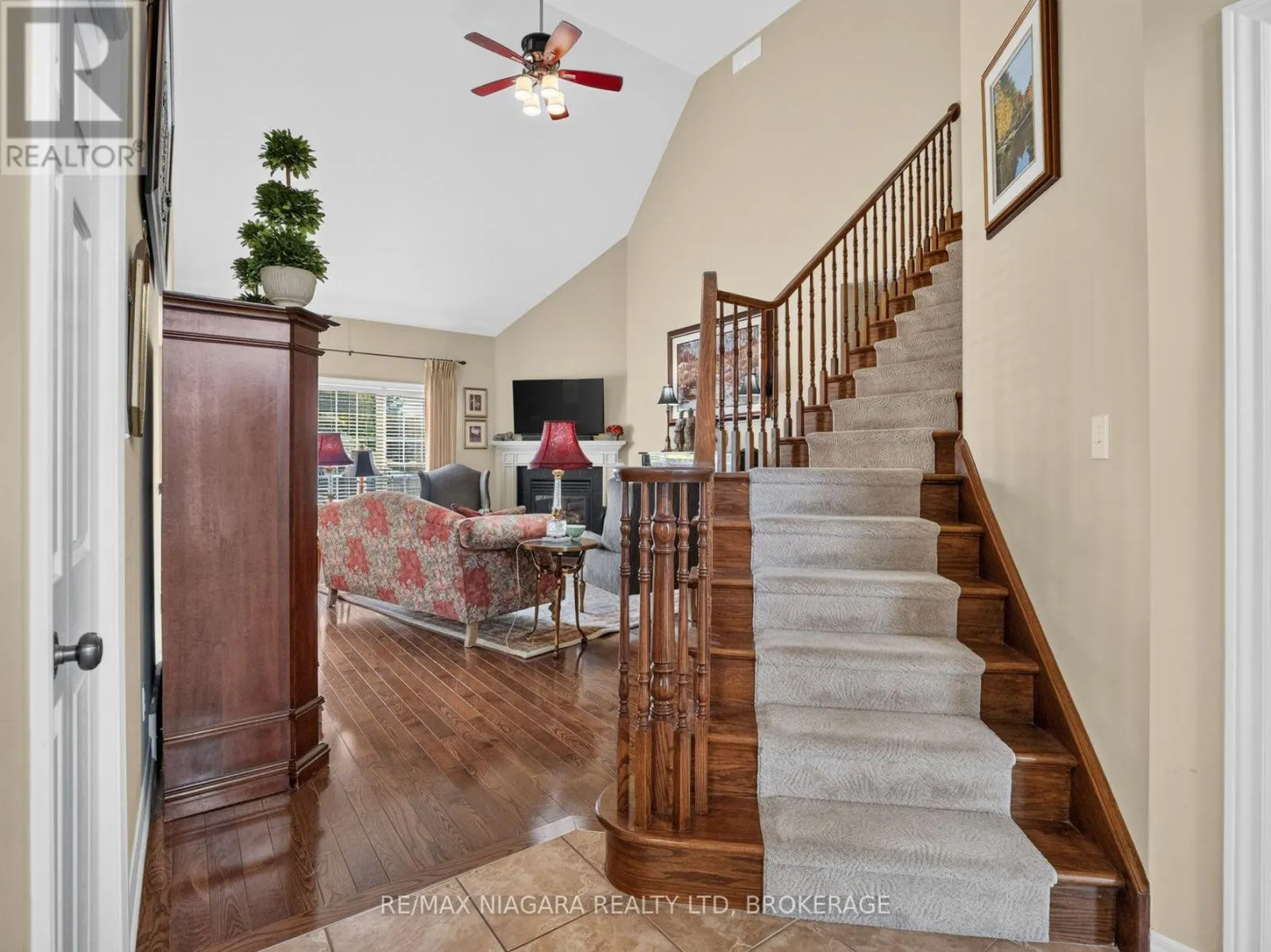 375 JASMINE COURT