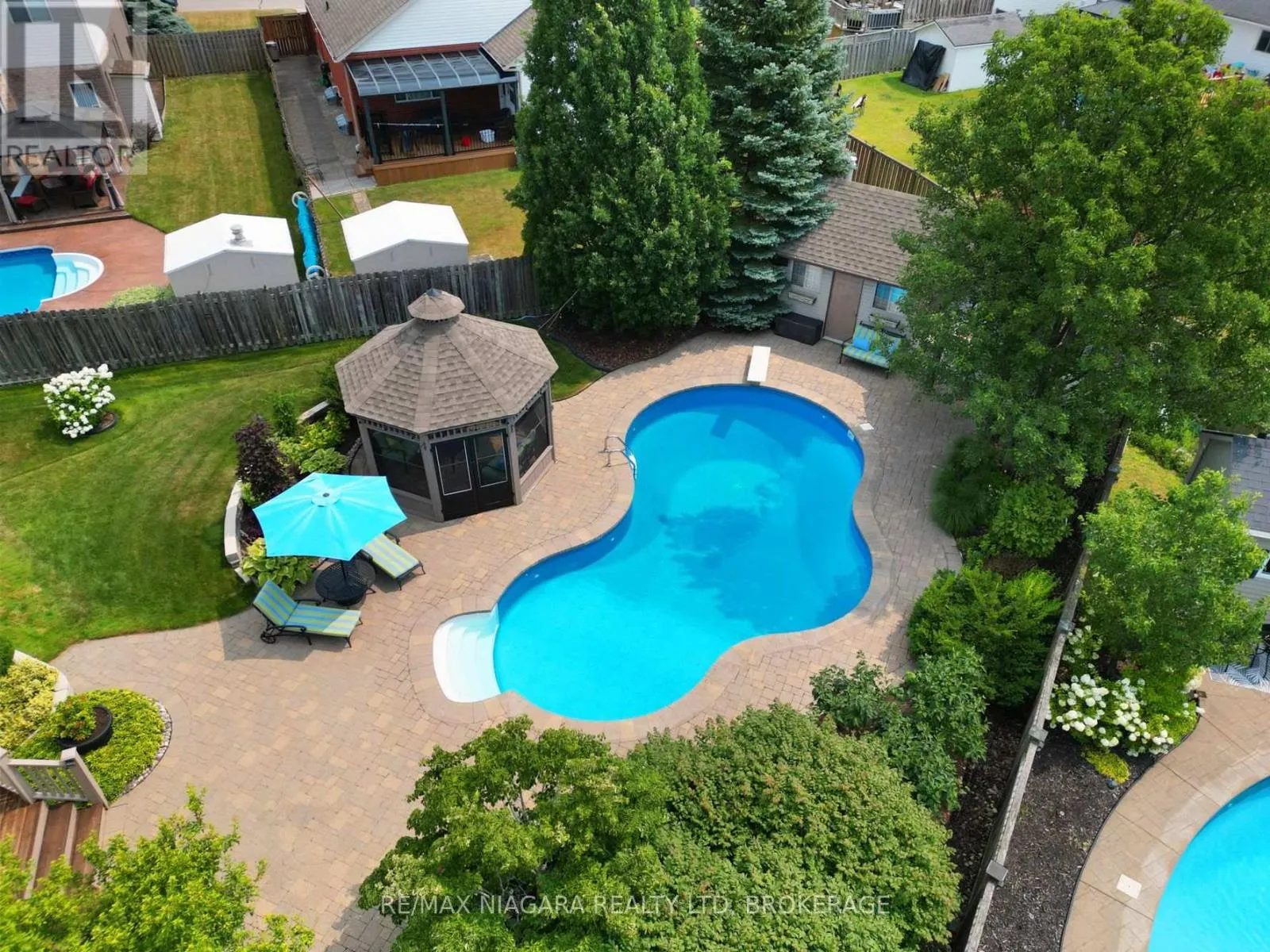 375 JASMINE COURT