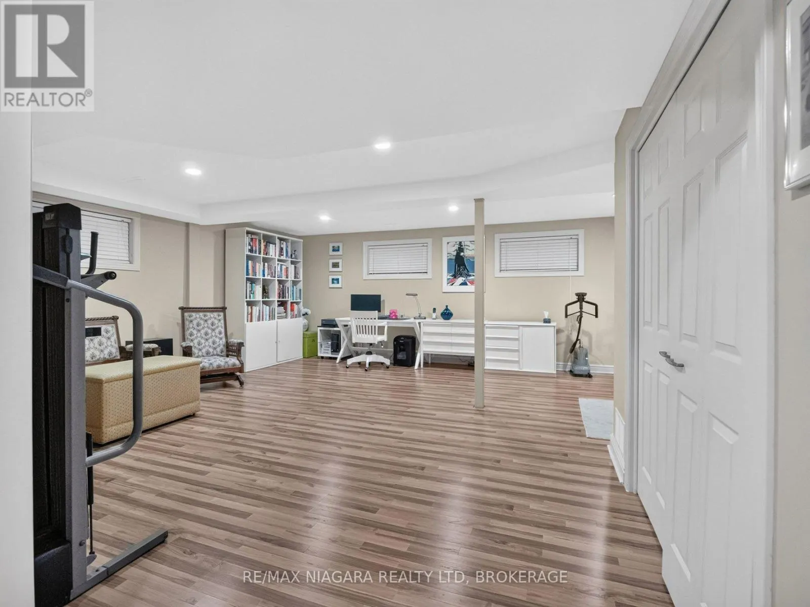 375 JASMINE COURT