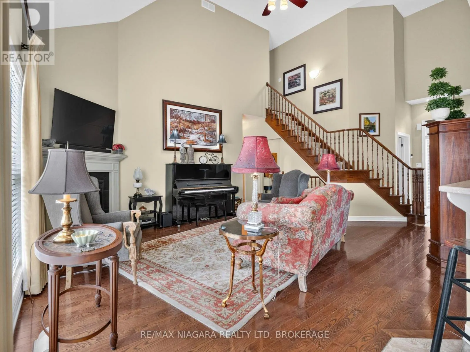 375 JASMINE COURT