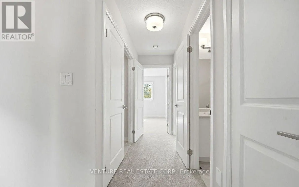 83 - 660 COLBORNE STREET W